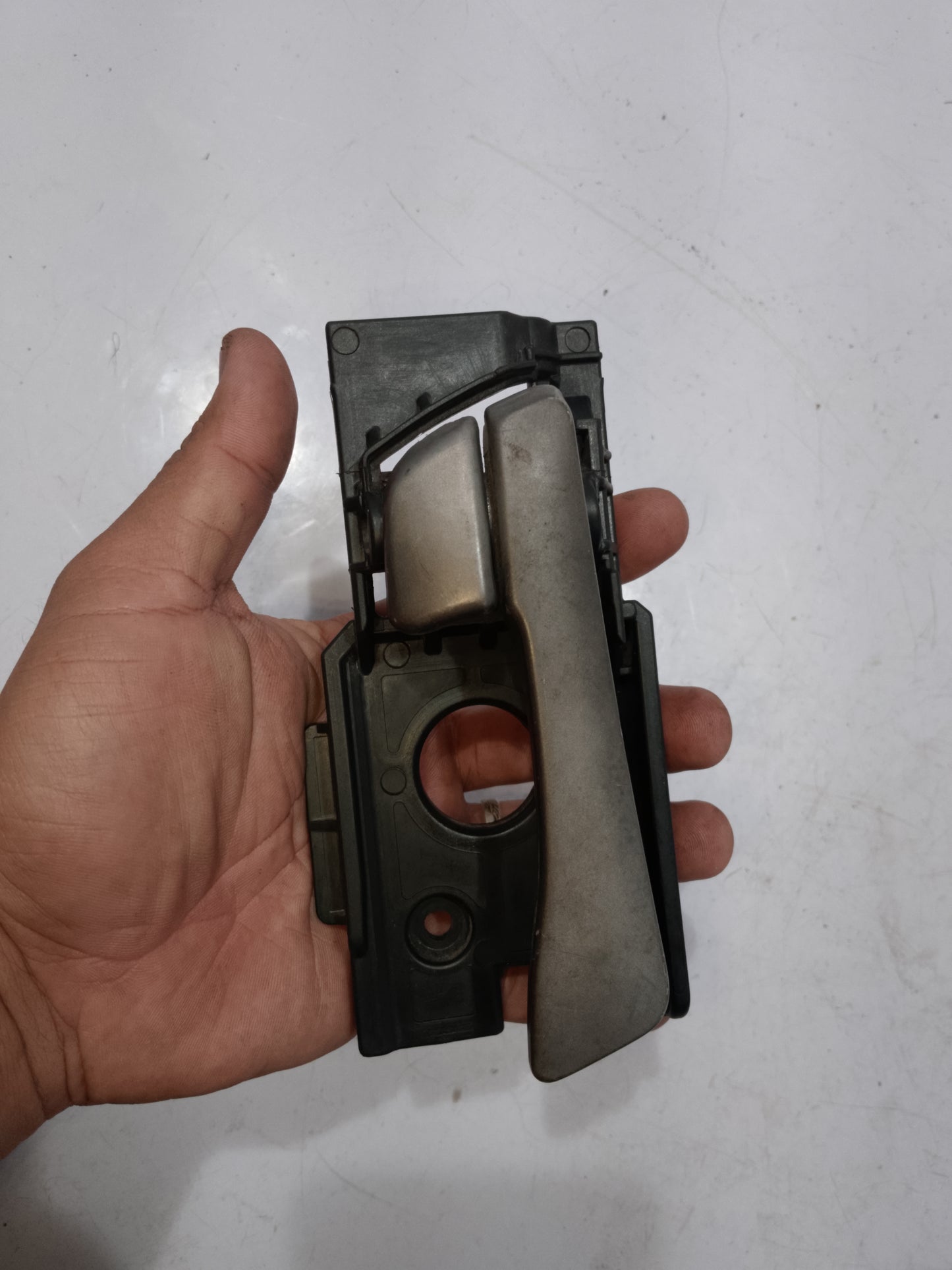 Inner Door Handle | Front Passenger Side | Hyundai Accent
