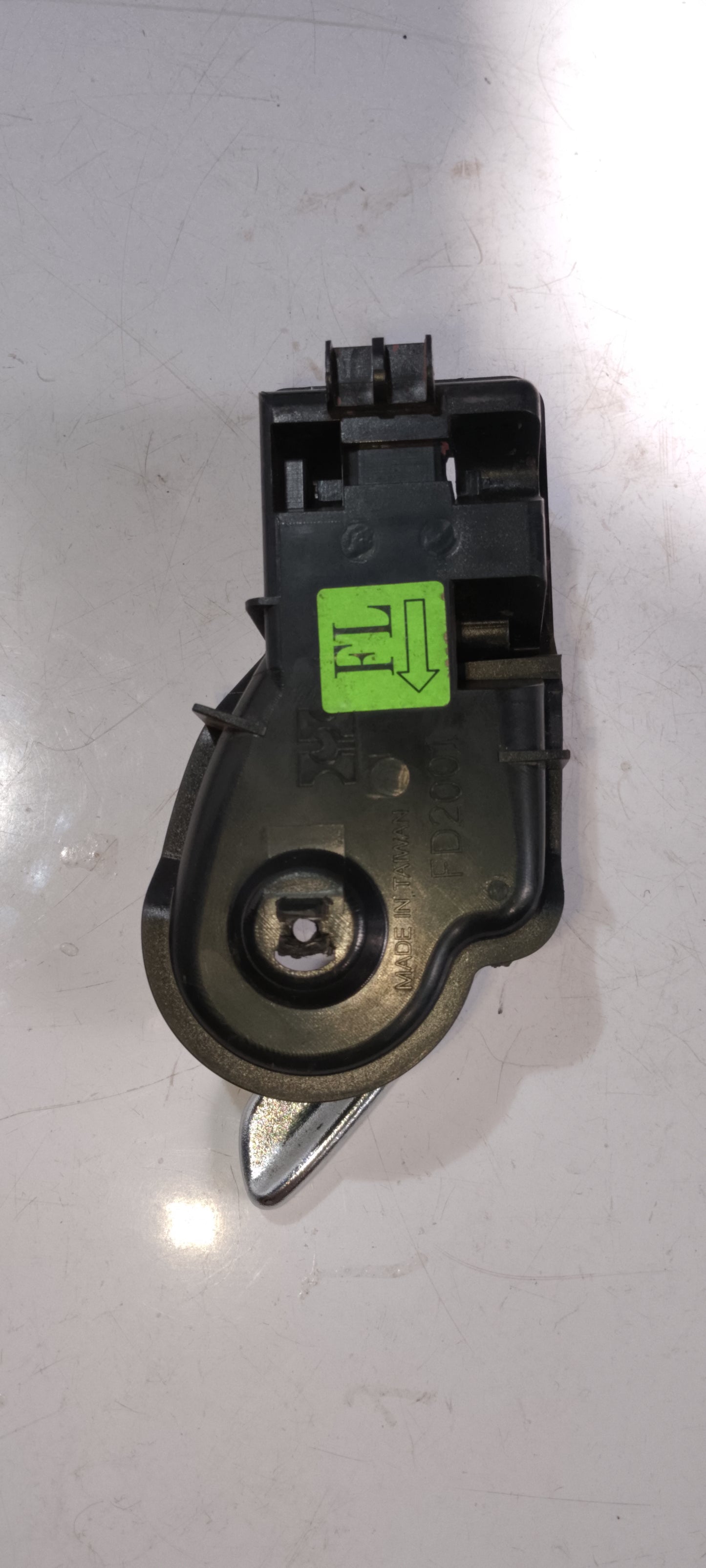Inner Door Handle | Front Driver Side | Ford Escape 2.3