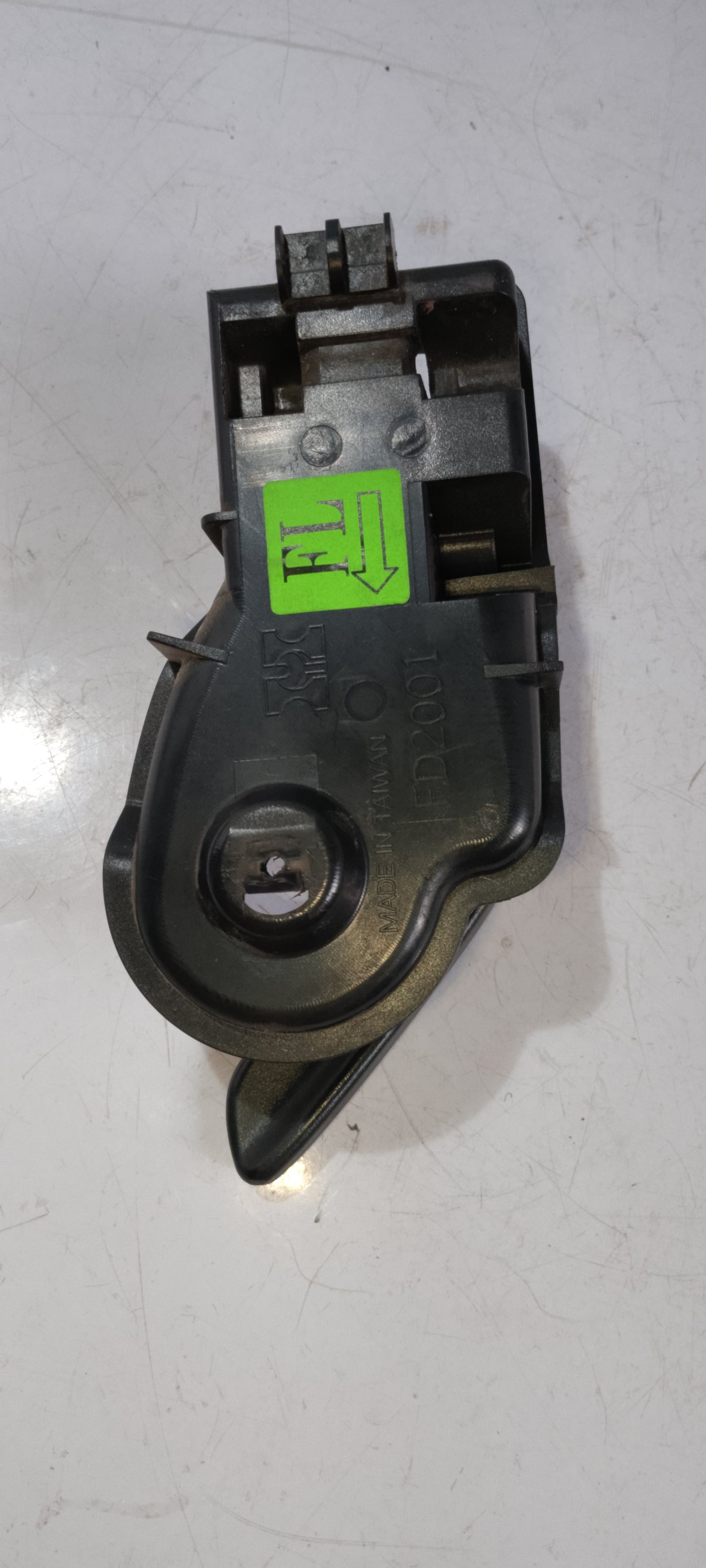 Inner Door Handle | Driver Side | Ford Escape 2.0