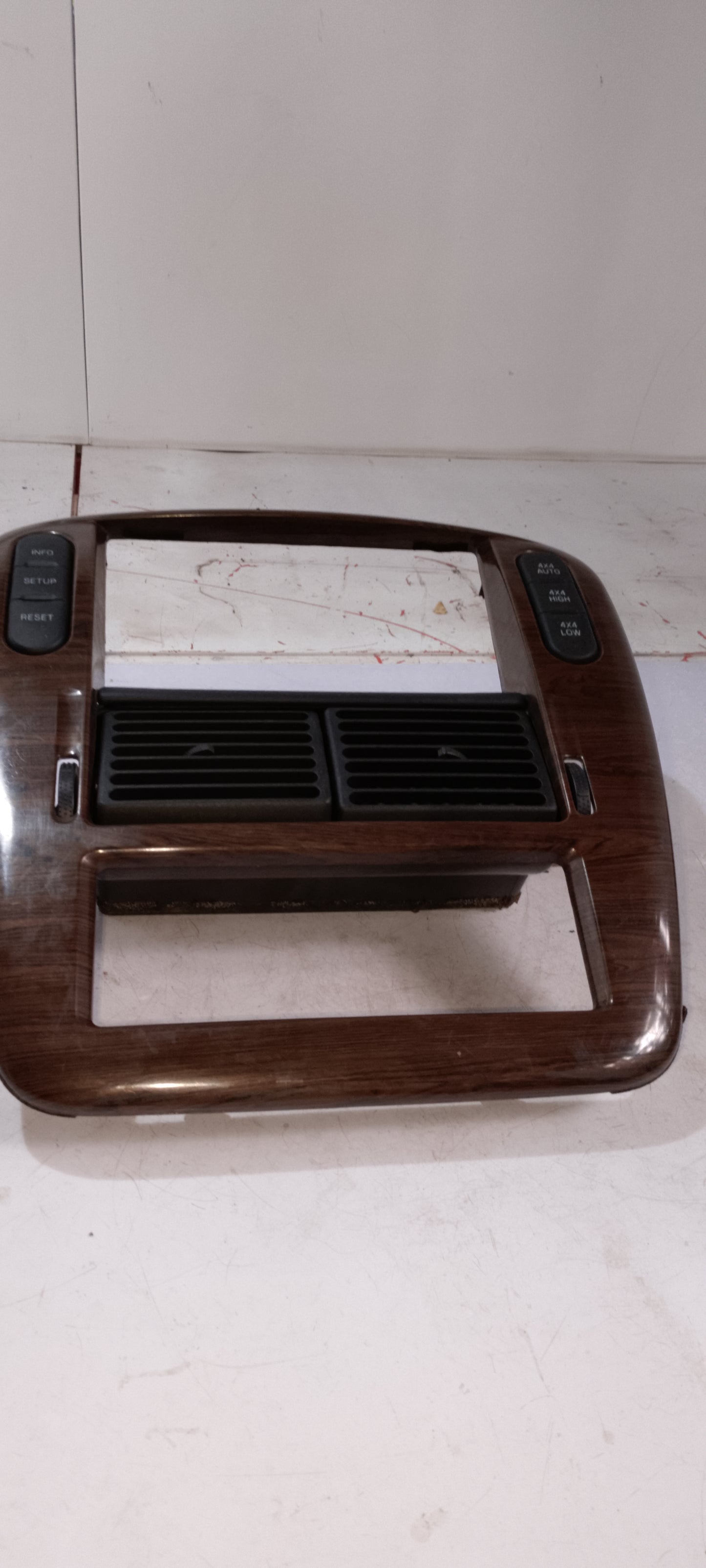 Center Frame With AC Vent | Ford Explorer