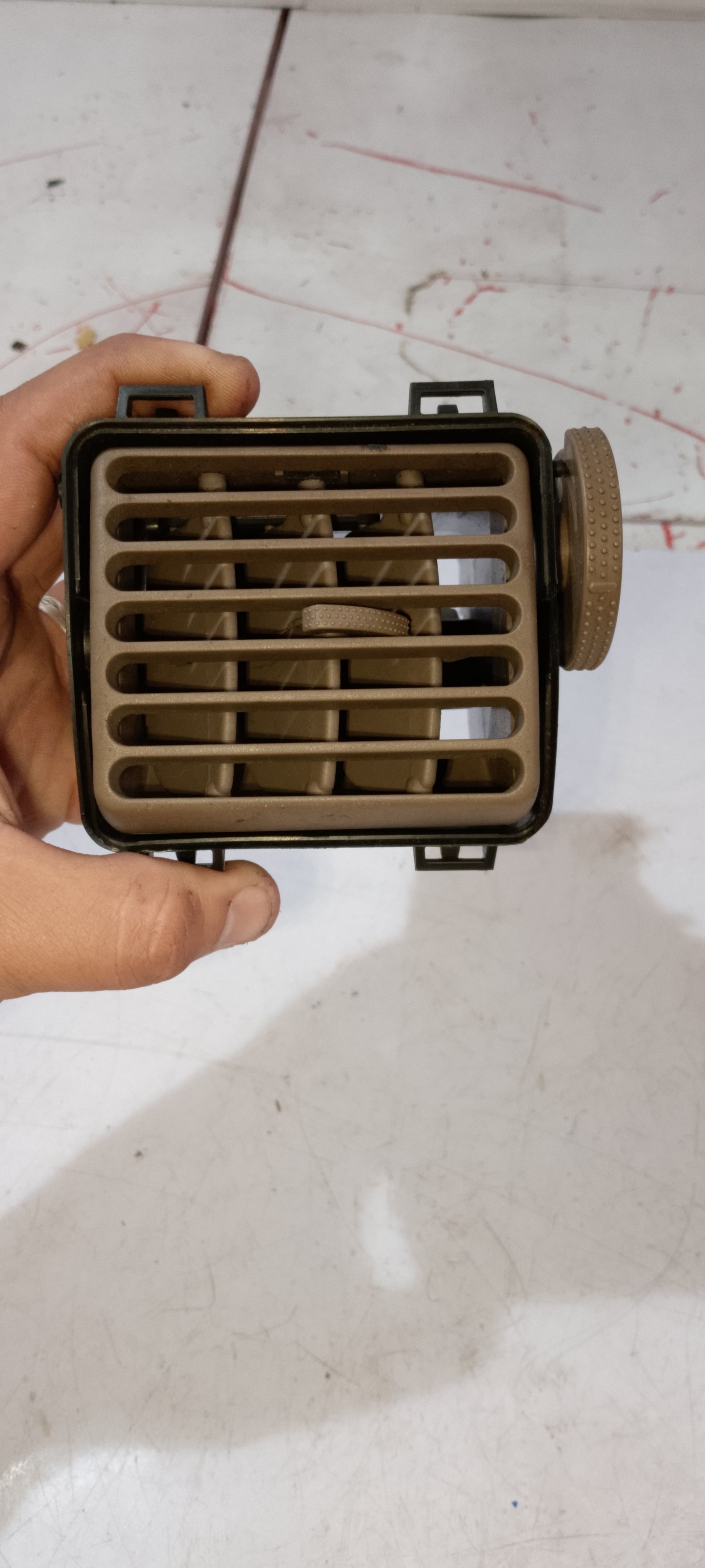 Center AC Vent | Ford Explorer