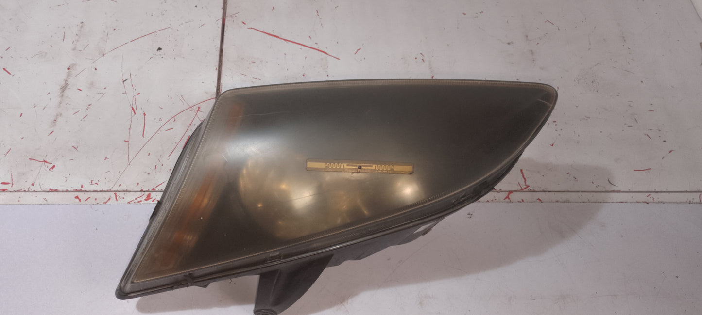 Head Light | Driver Side | Ford Focus 2.0 Gas
