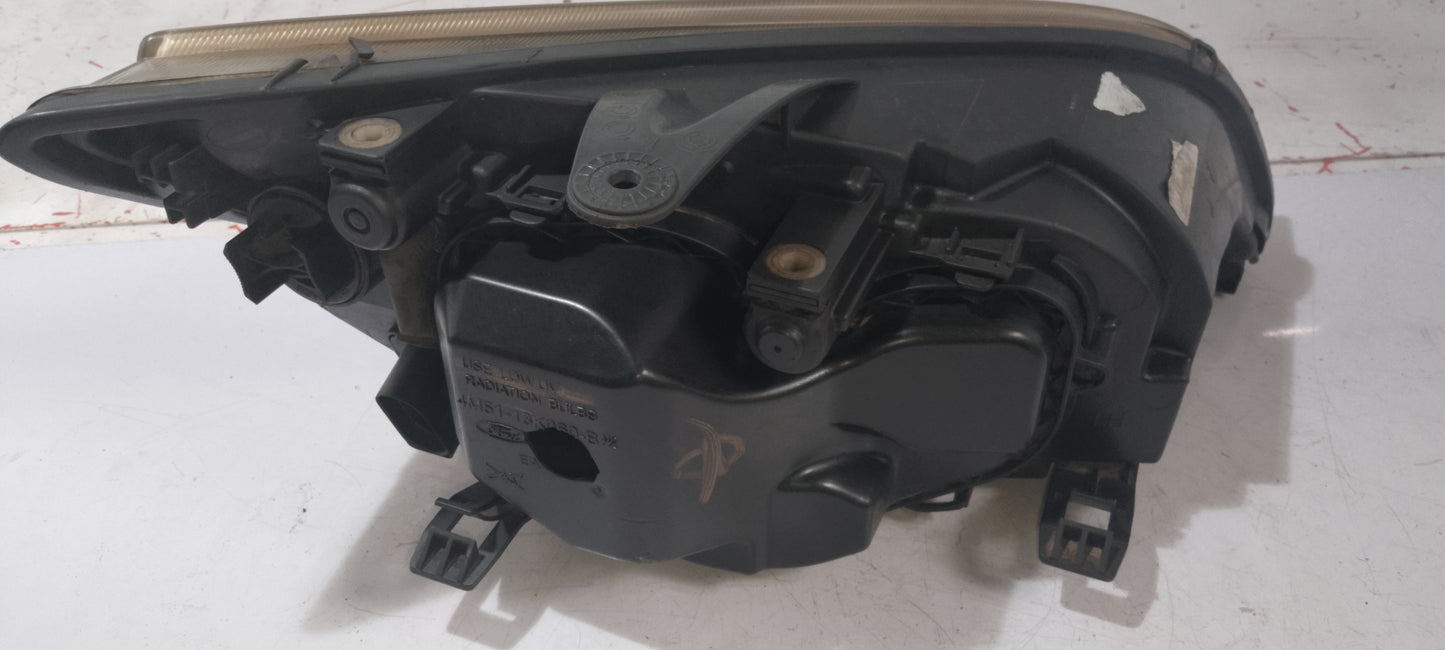 Head Light | Driver Side | Ford Focus 2.0 Gas