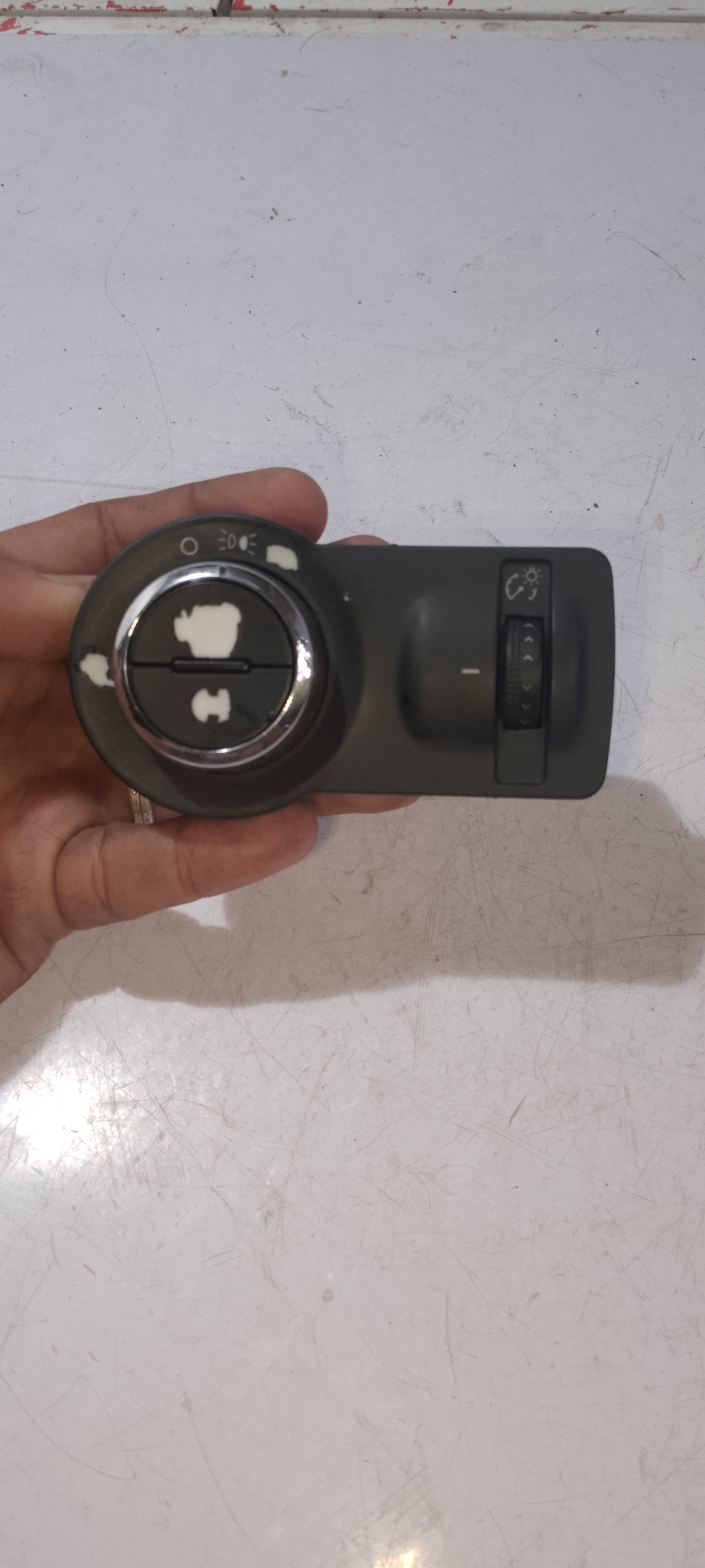 Head Light Switch | Chevrolet Cruze