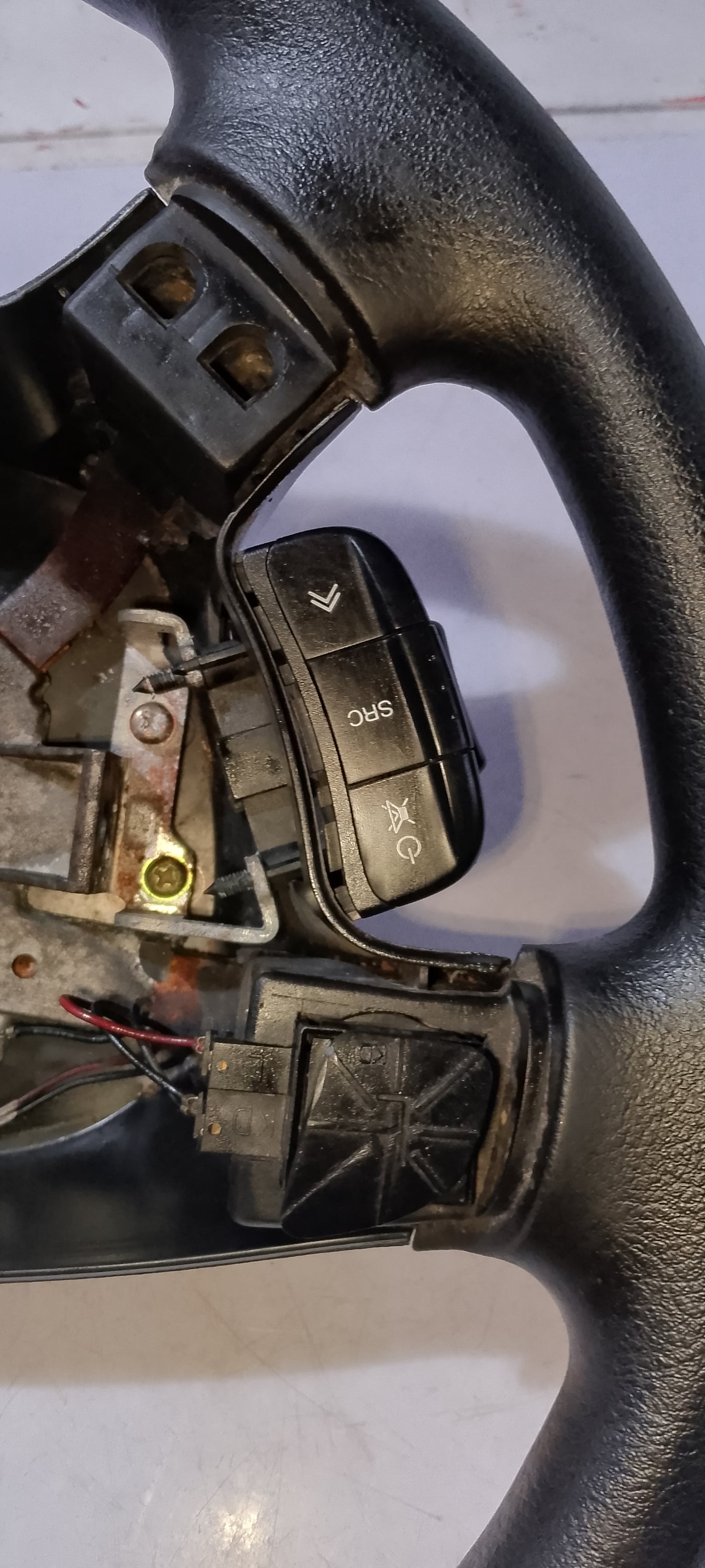 Steering wheel|Chevrolet Optra