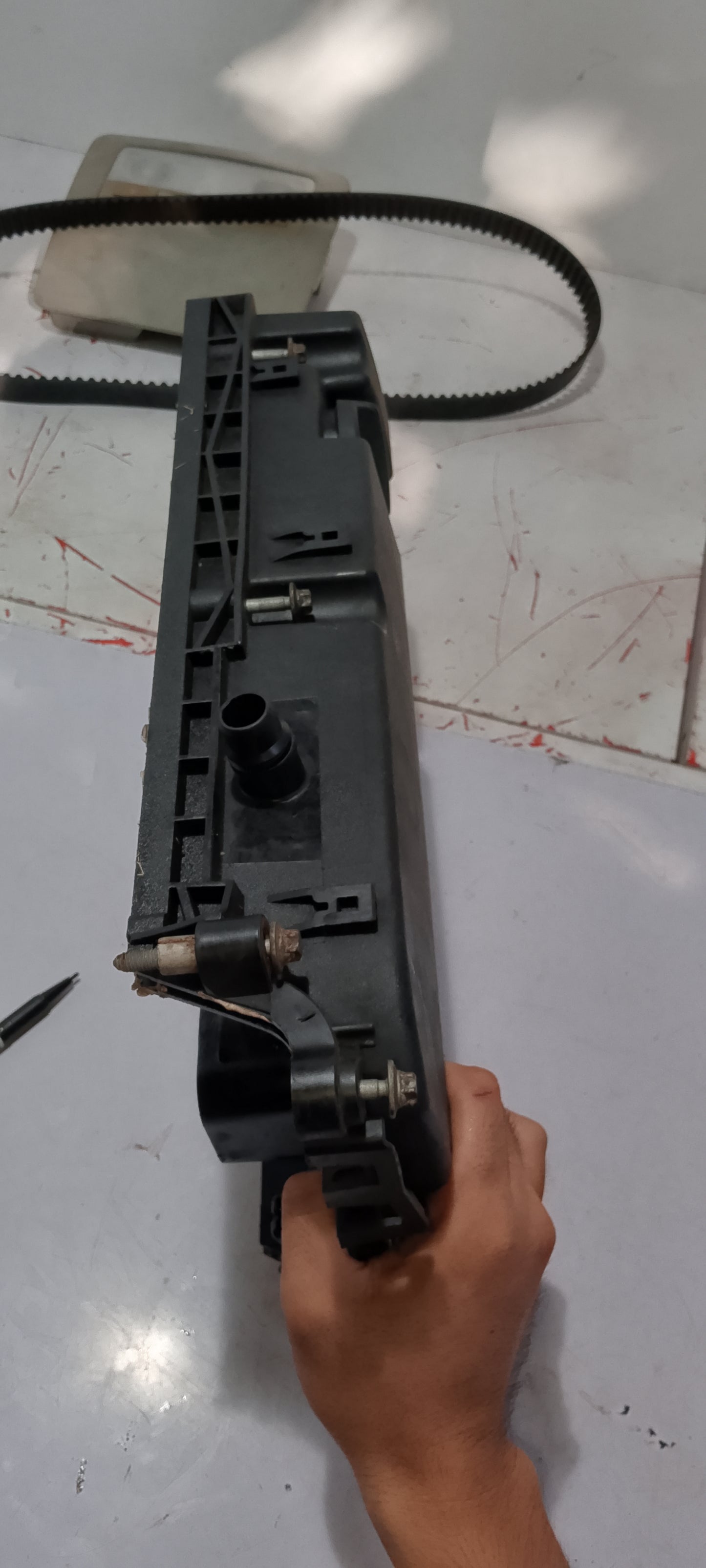 Valve cover Cruze