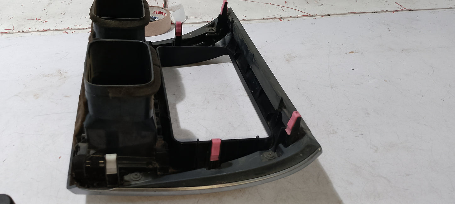 Vios center frame