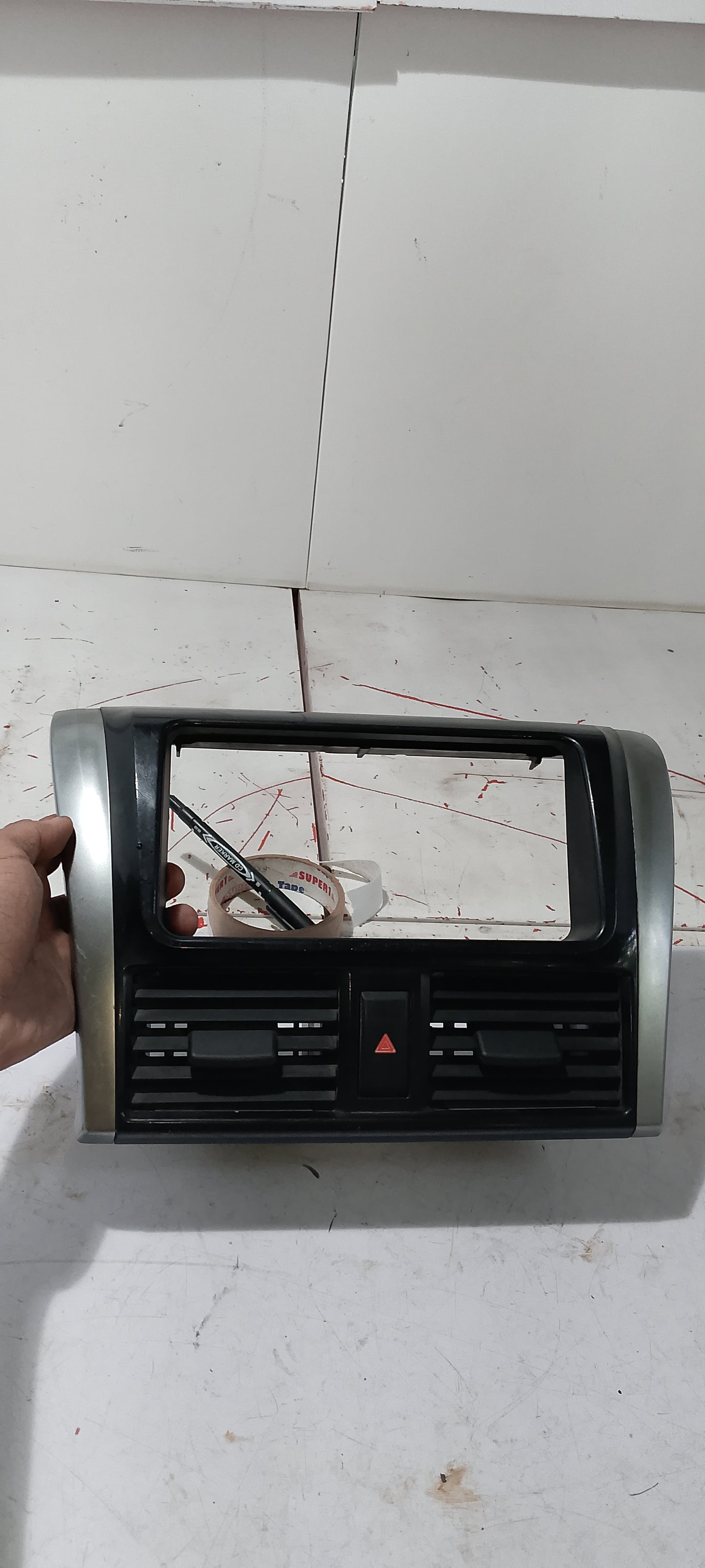 Vios center frame