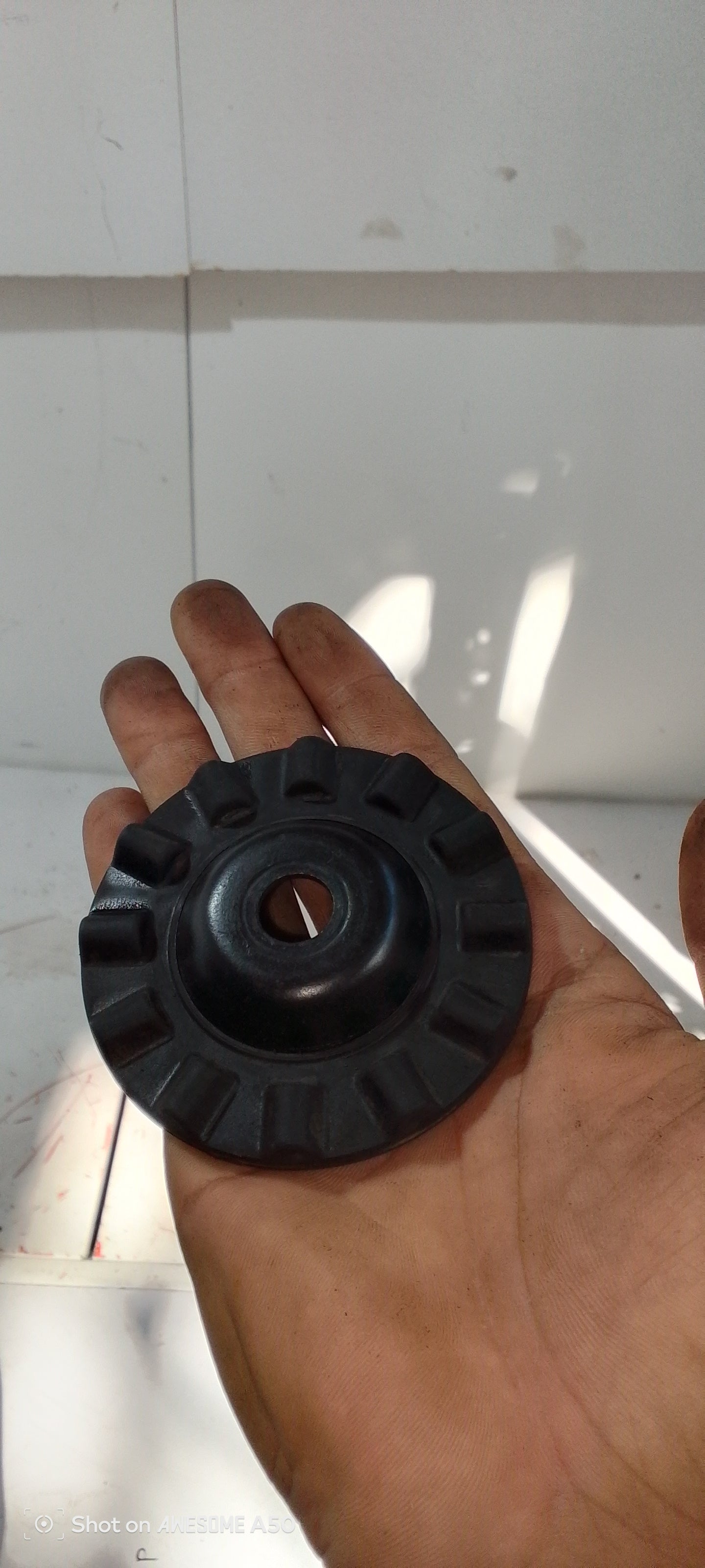 Shocks mountin|Accent gas