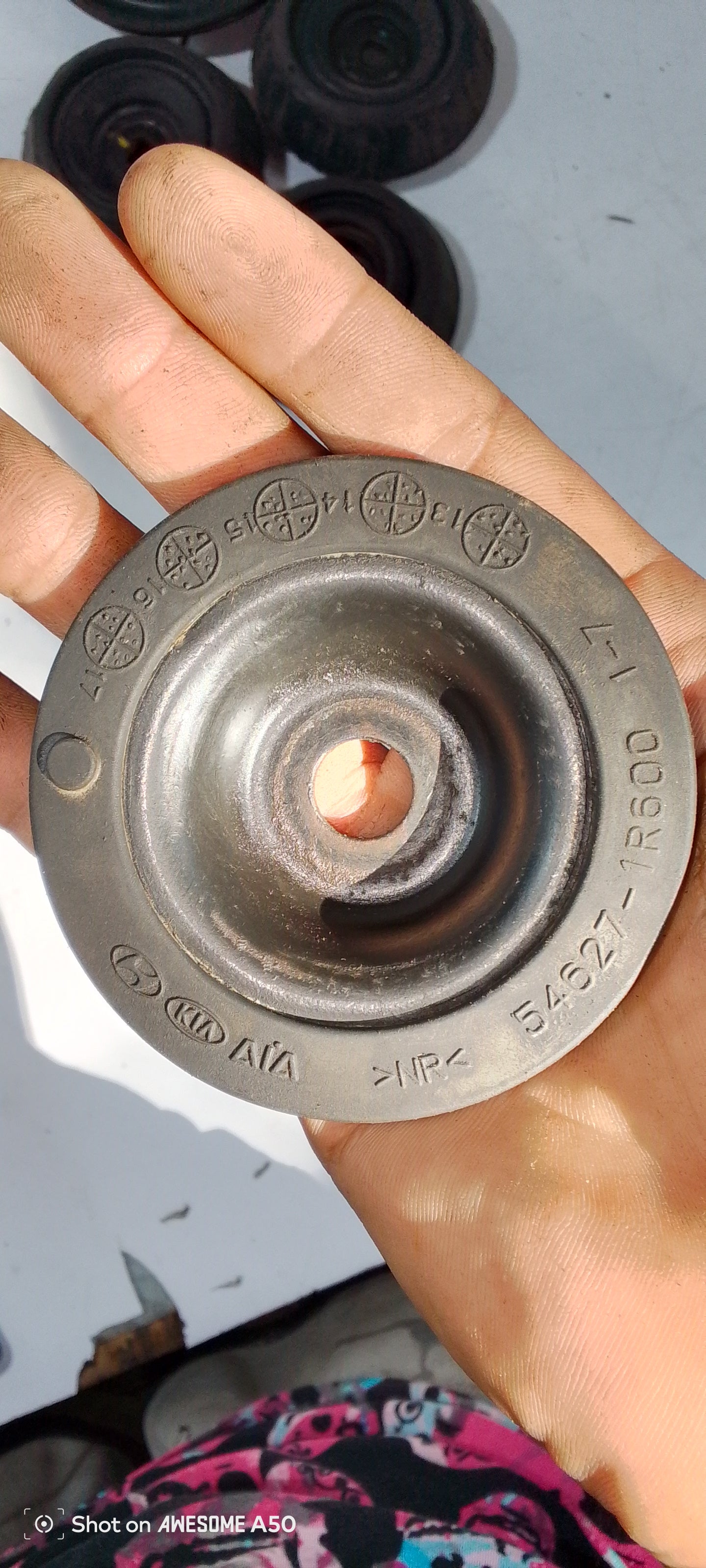 Shocks mountin|Accent gas