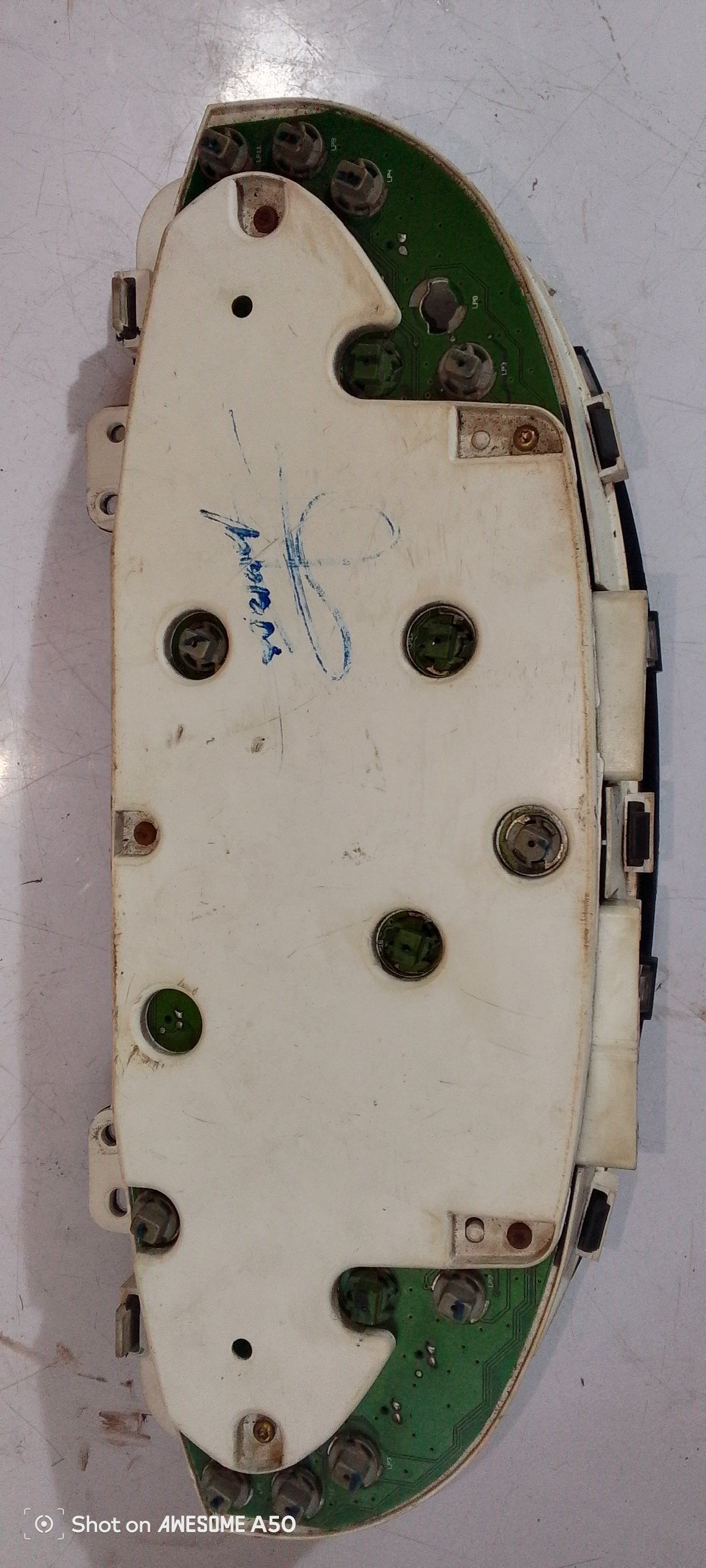 Panel gauge Escape
