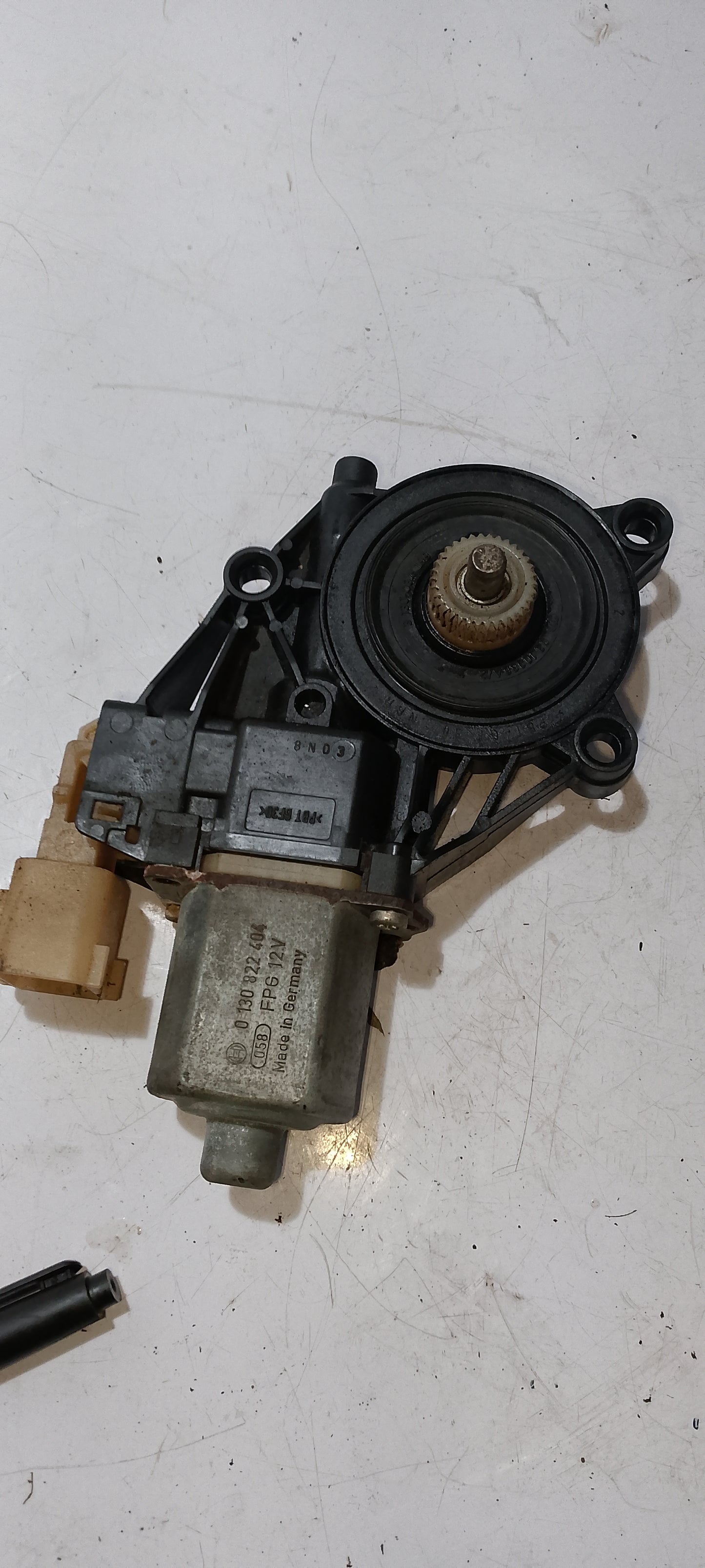 Power window motor fiesta