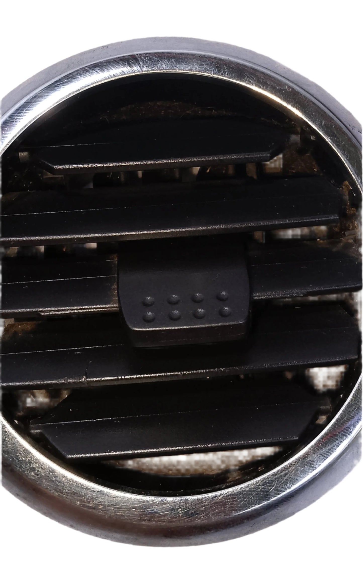 AC vent. Ford Explorer