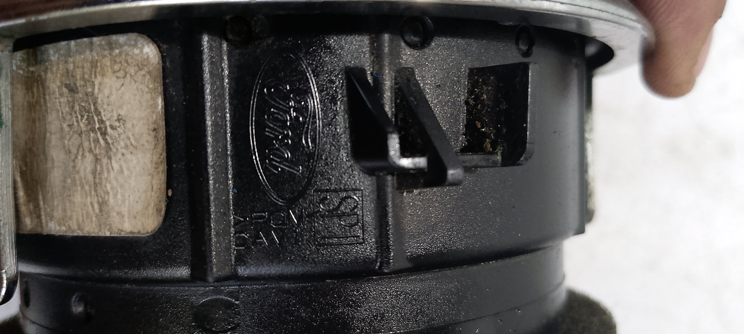 AC vent. Ford Explorer