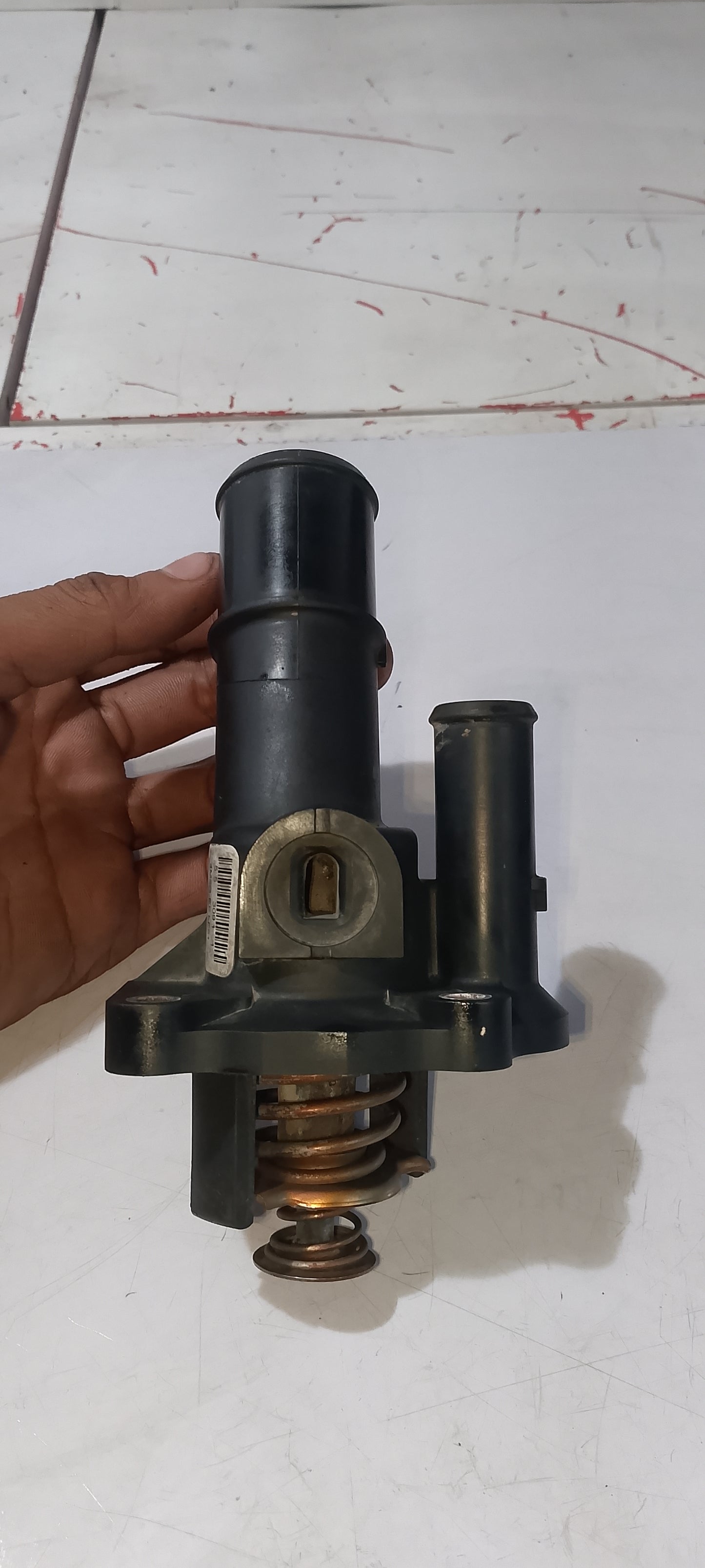 Thermostat Housing. Focus 2.0