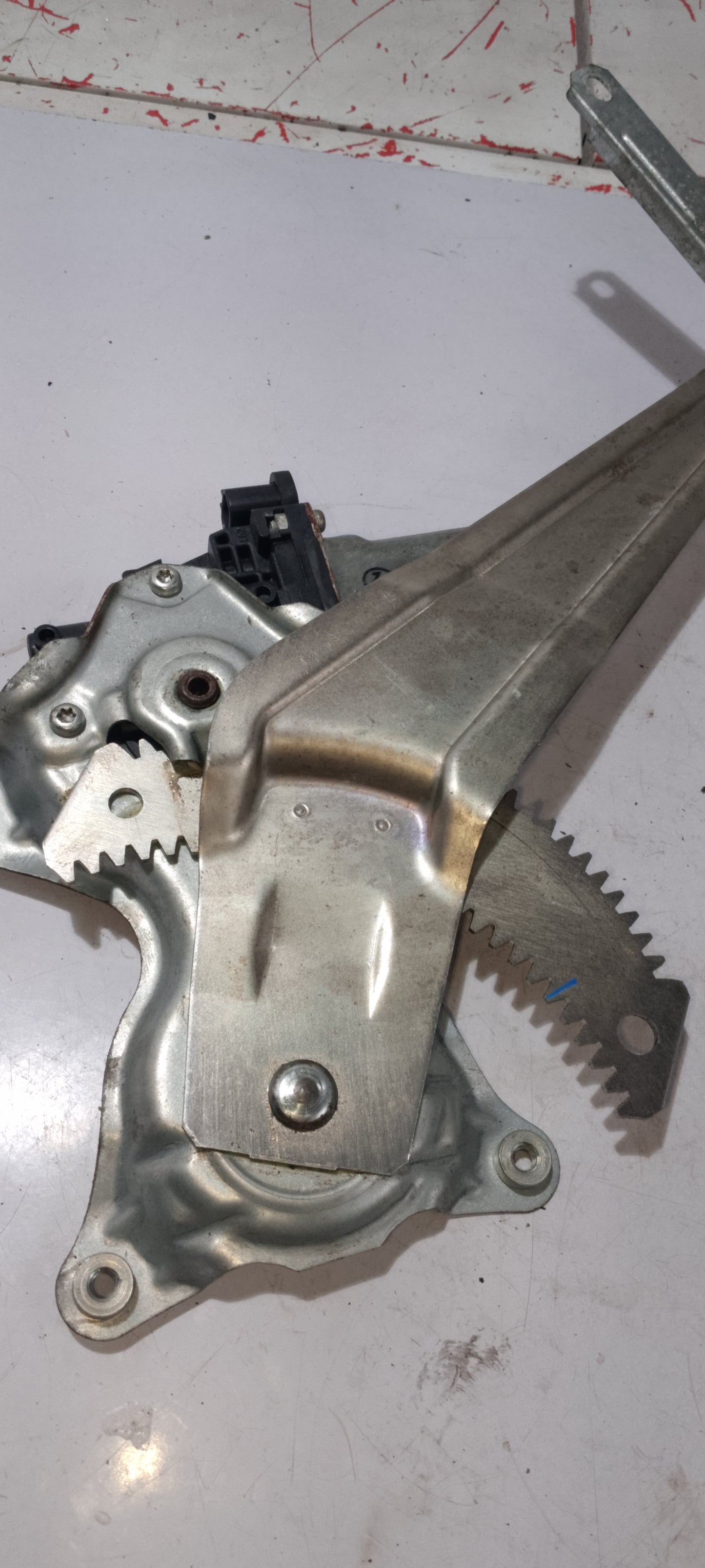 Power Window Mechanism | Mitsubishi Mirage