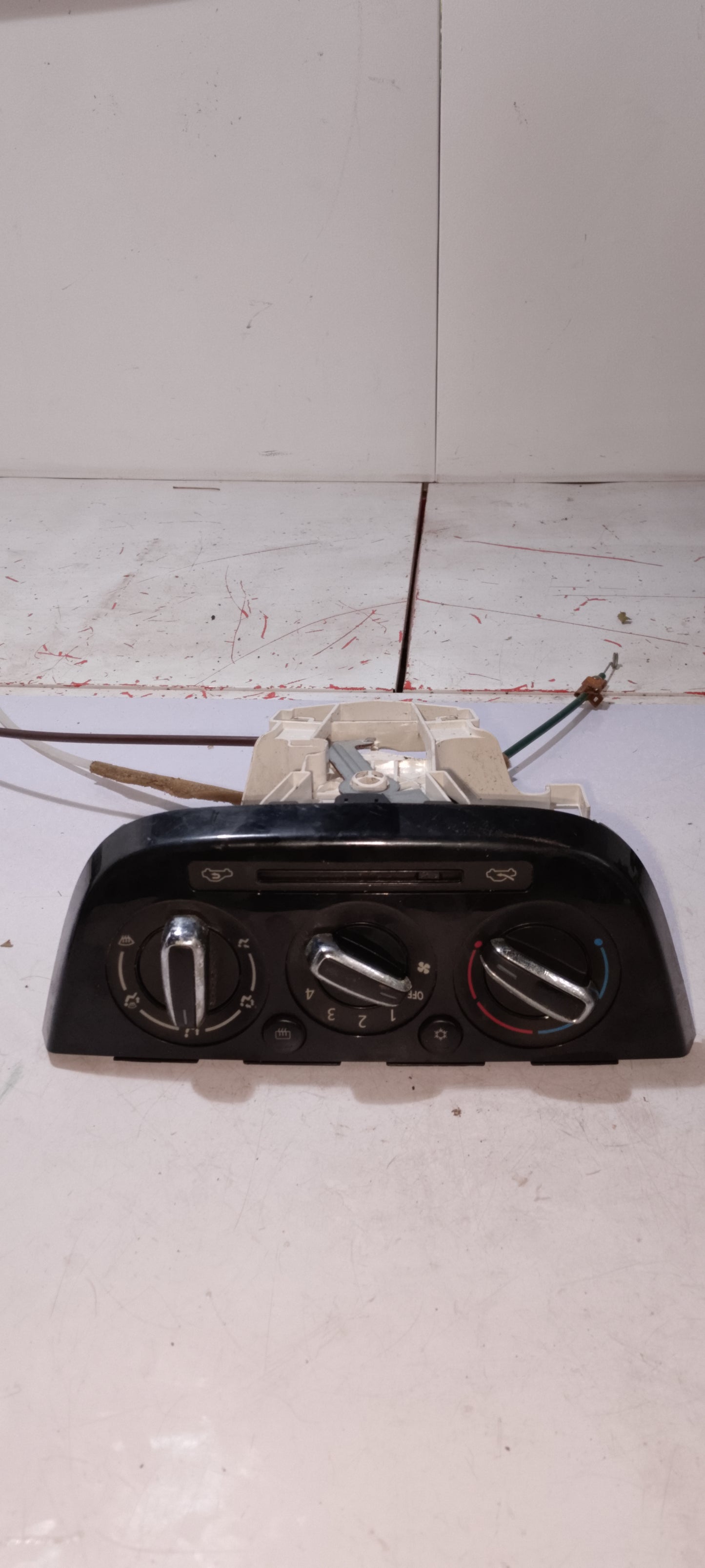 Climate Control | Mitsubishi Mirage