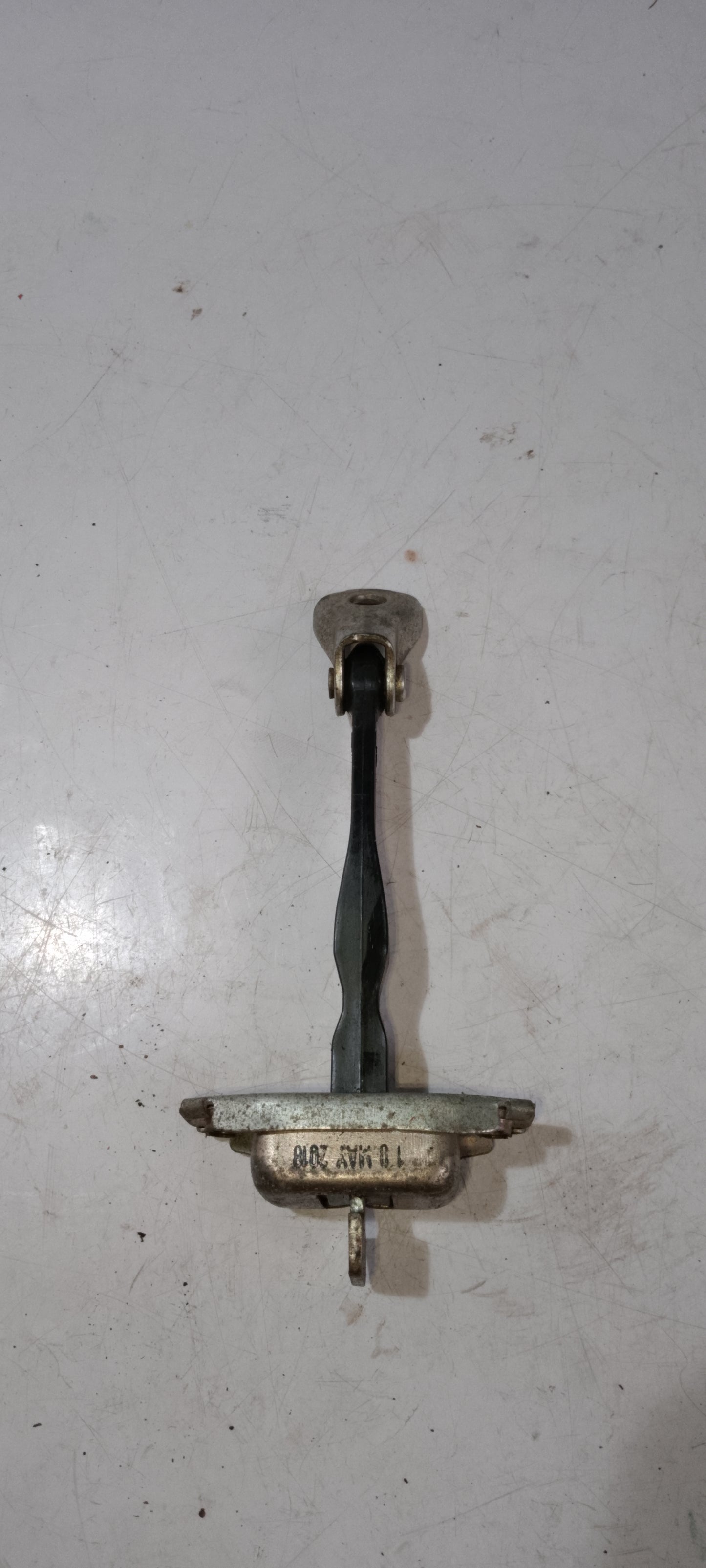 Door Hench | Mitsubishi Mirage