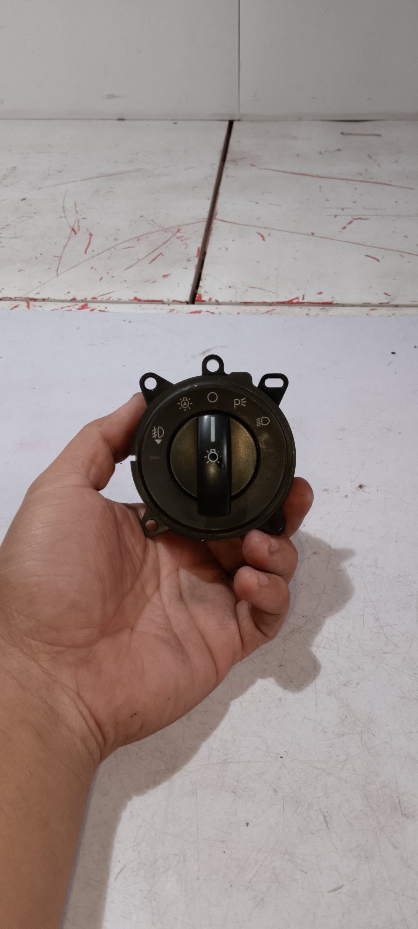Fog Light Switch | Ford Explorer
