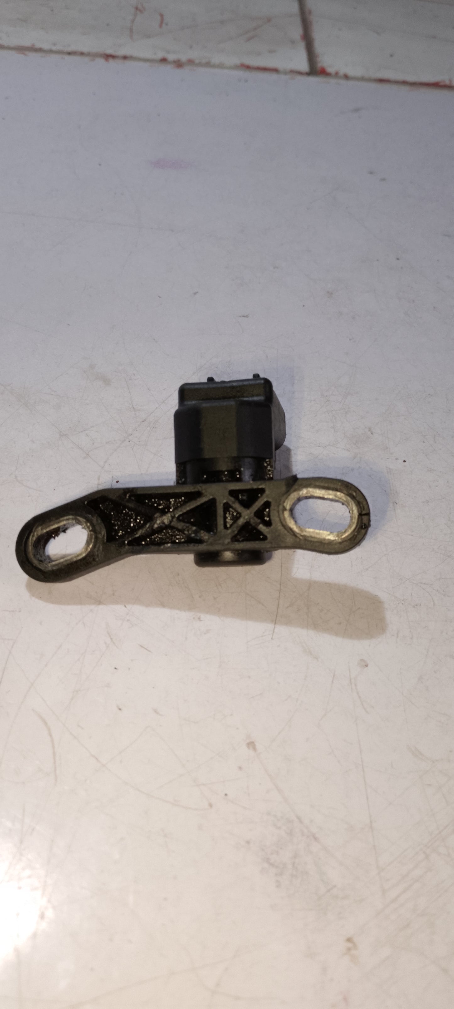 Crankshaft Sensor | Ford Escape 2.3 2009