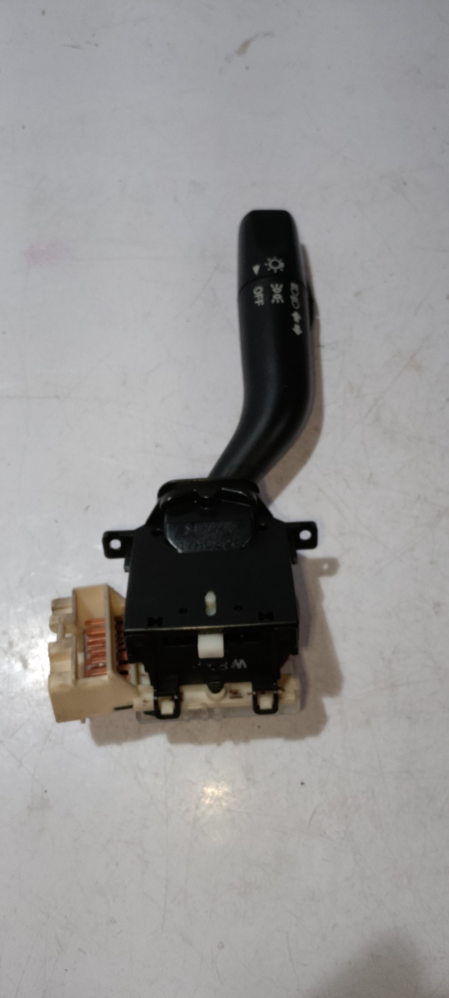 Head Light Switch | Ford Escape 2.3 2009