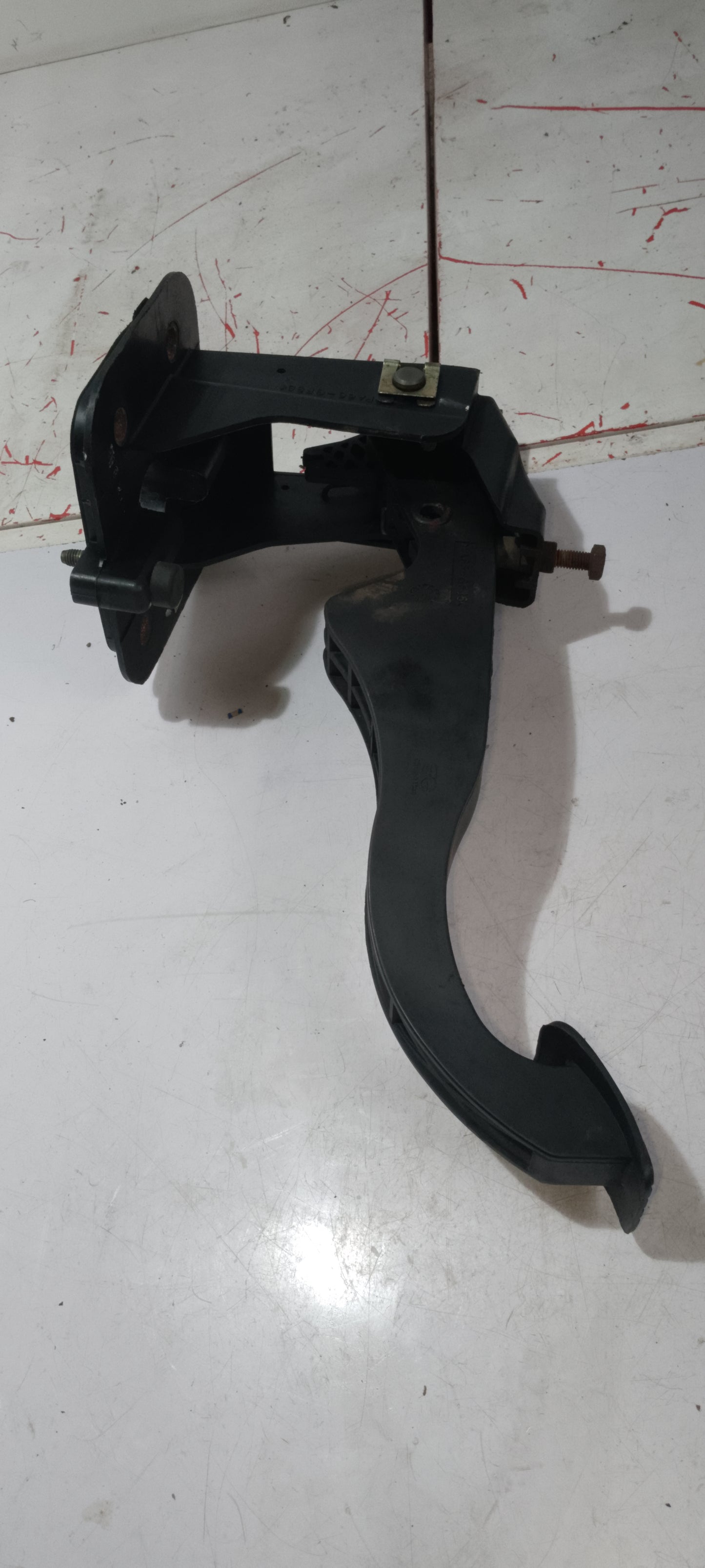 Clutch Pedal | Chevrolet Optra
