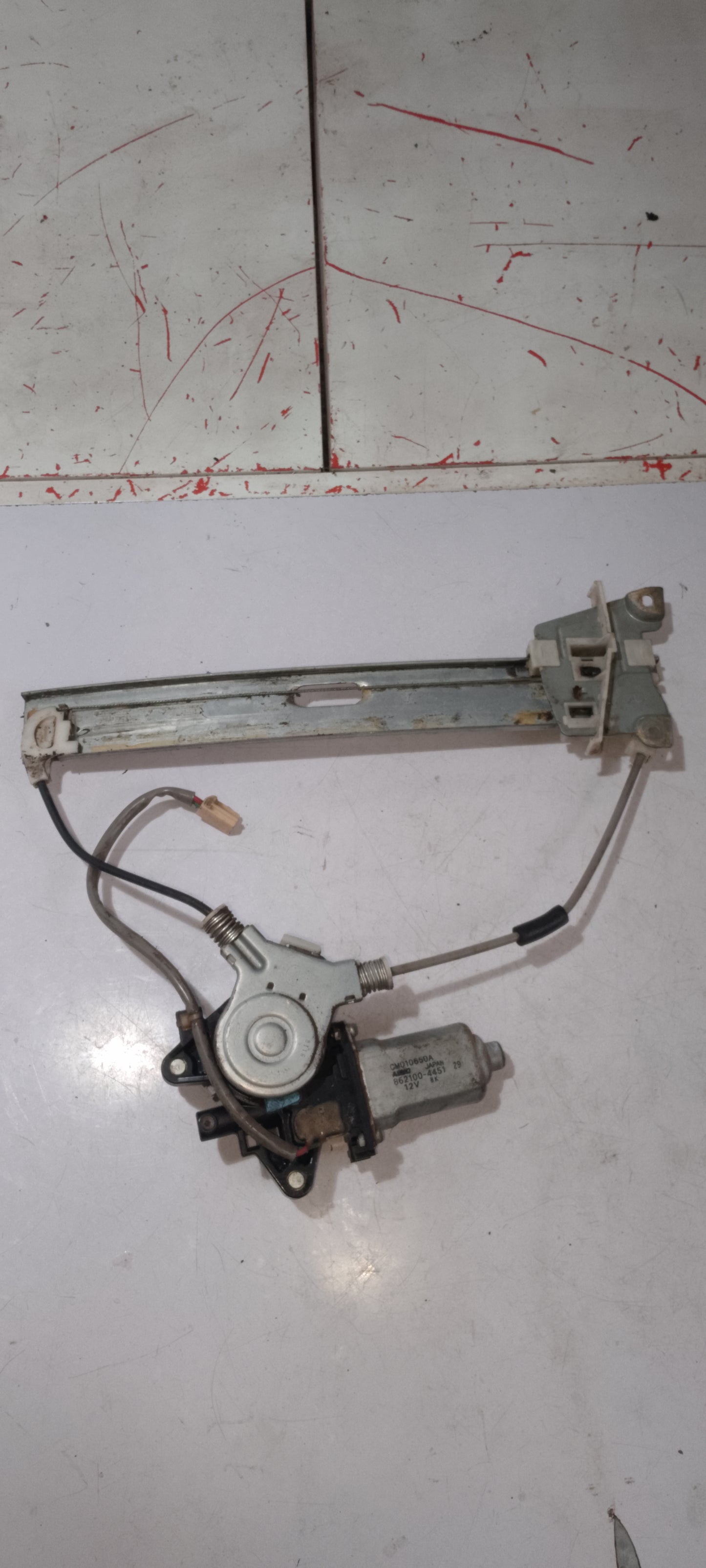 Power Window Mechanism With Motor | Rear Passenger Side | Ford Escape 2.3