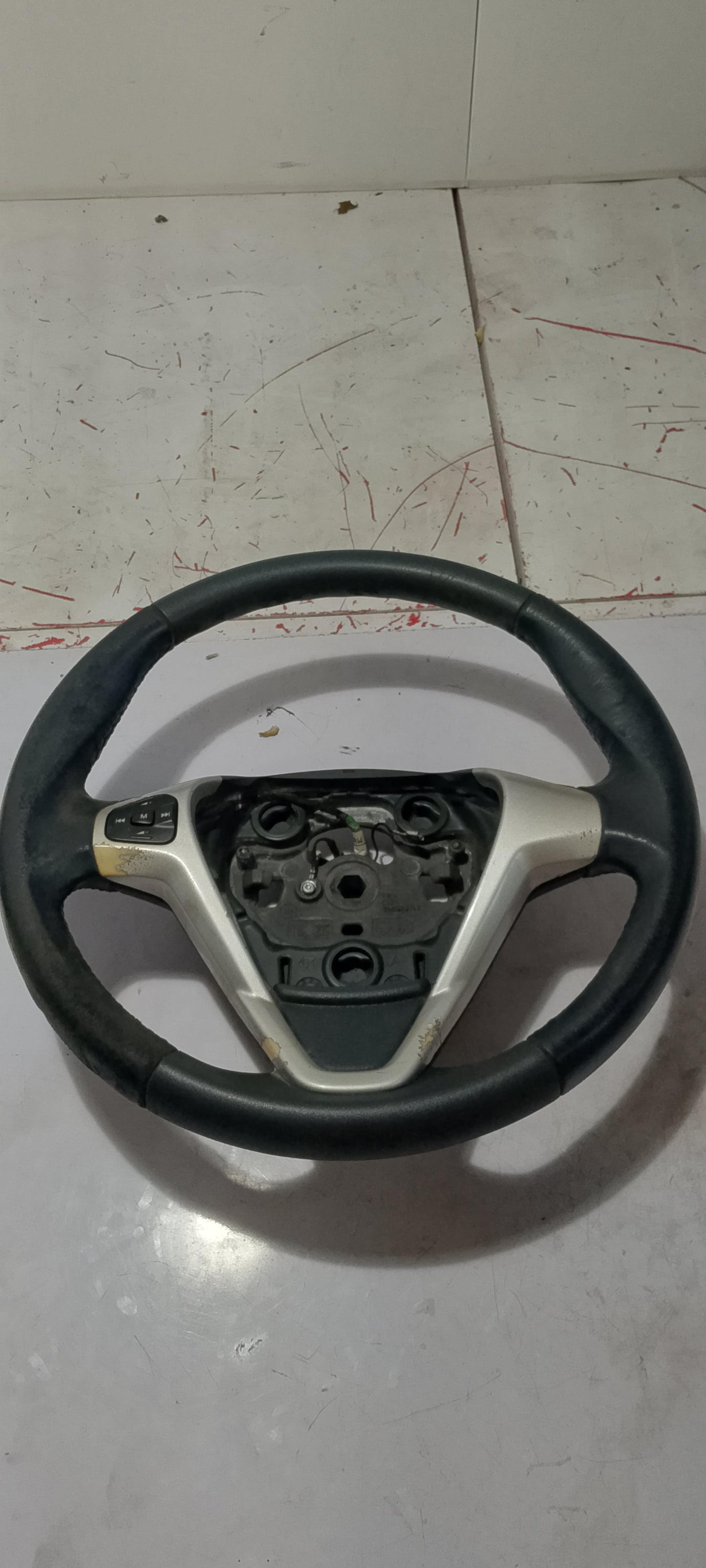 Steering Wheel | Ford Fiesta 1.5