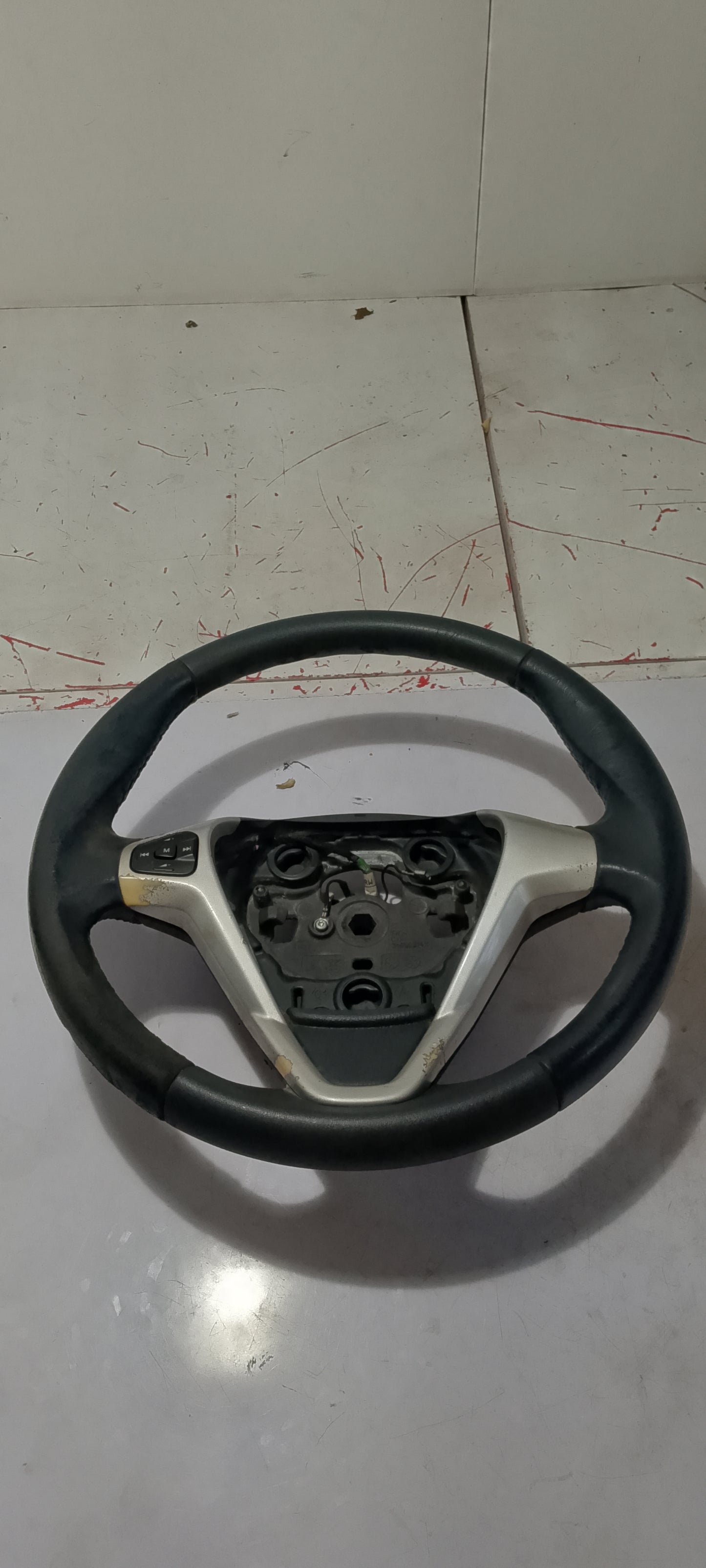 Steering Wheel | Ford Fiesta 1.5