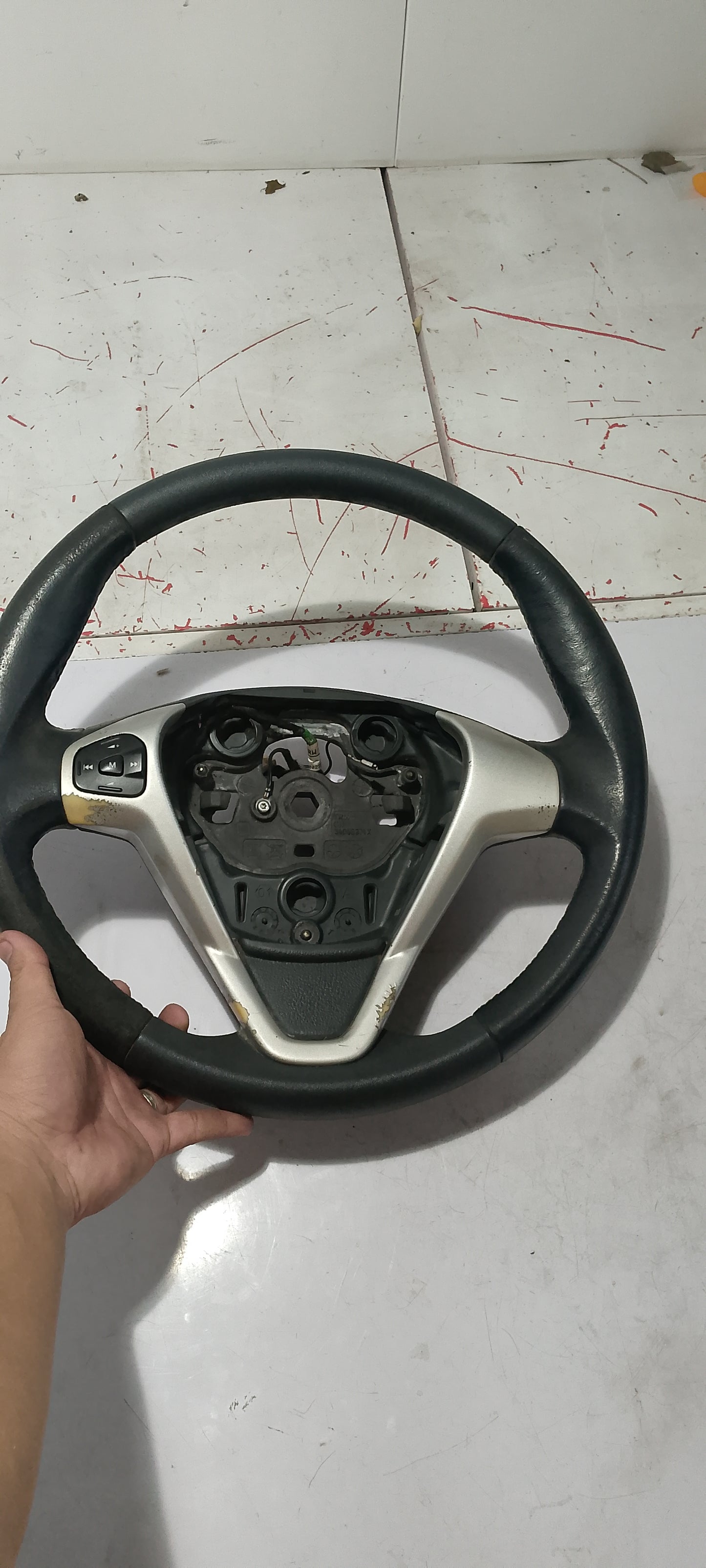 Steering Wheel | Ford Fiesta 1.5