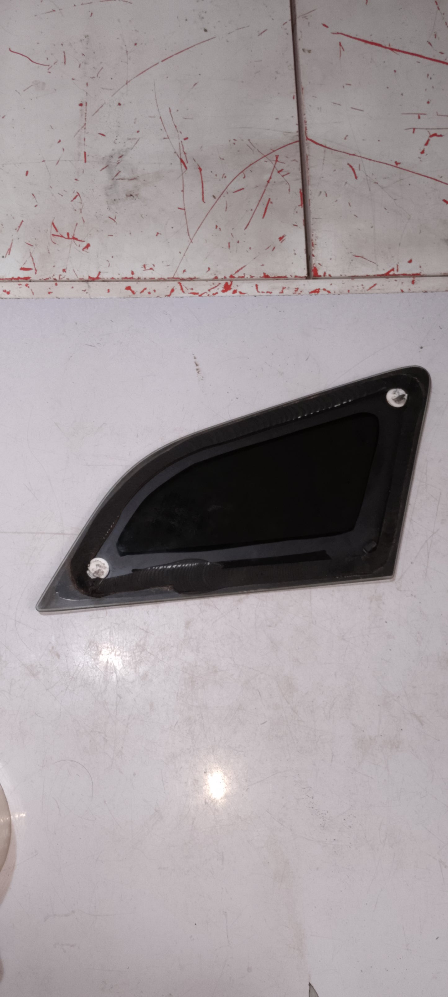 Quarter Glass | Rear Passenger Side  | Ford Ecosport