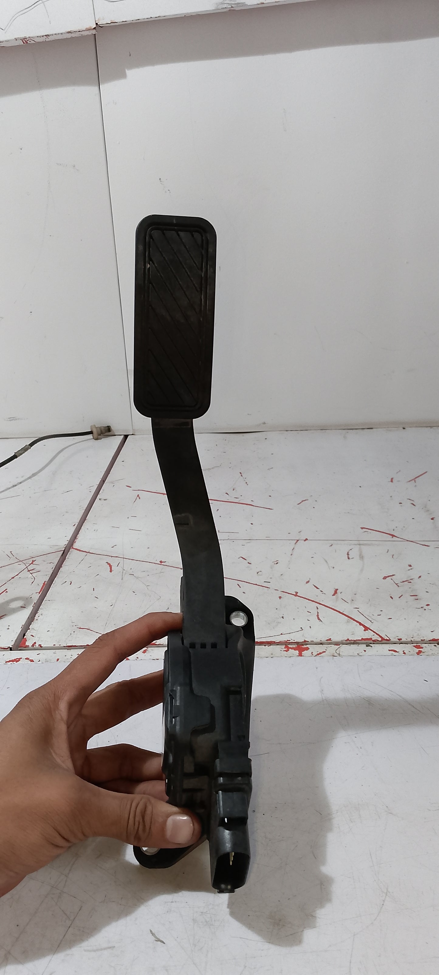 Accelerator pedal sensor | Ford Ecosport