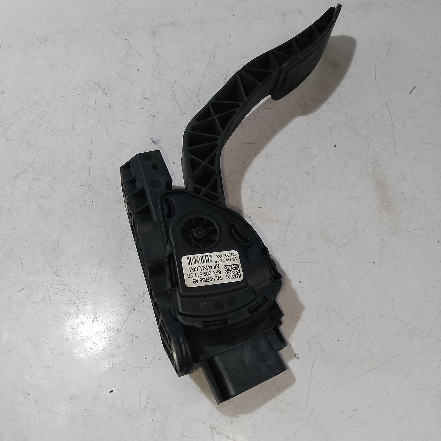 Accelerator pedal sensor | Ford Fiesta