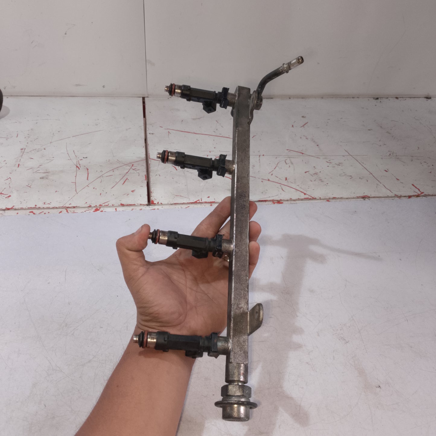 Fuel Rail Assembly | Chevrolet Captiva Gas