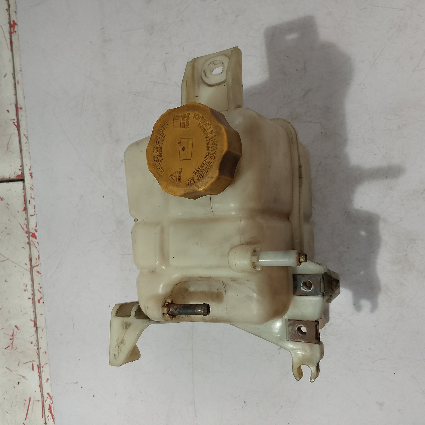 Coolant Tank | Chevrolet Captiva Gas