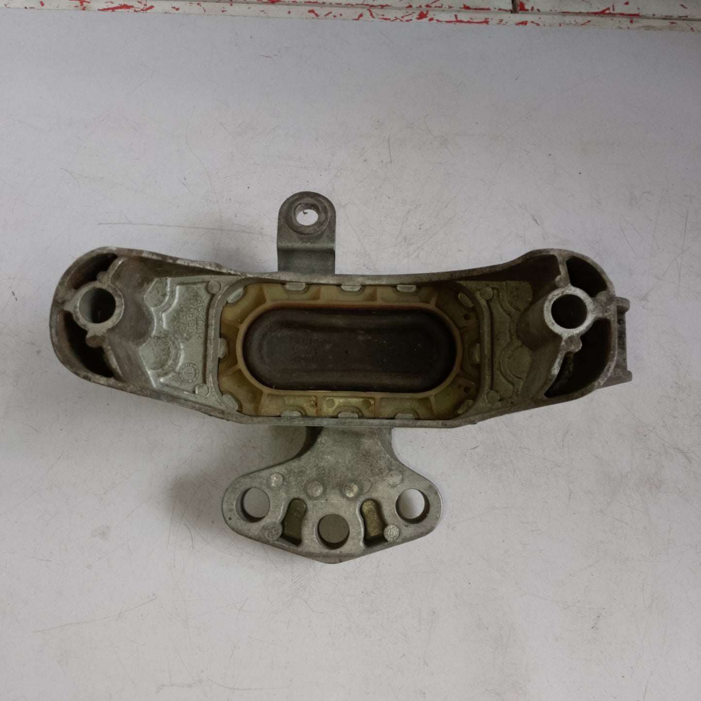 Engine Mounting | Chevrolet Cruze
