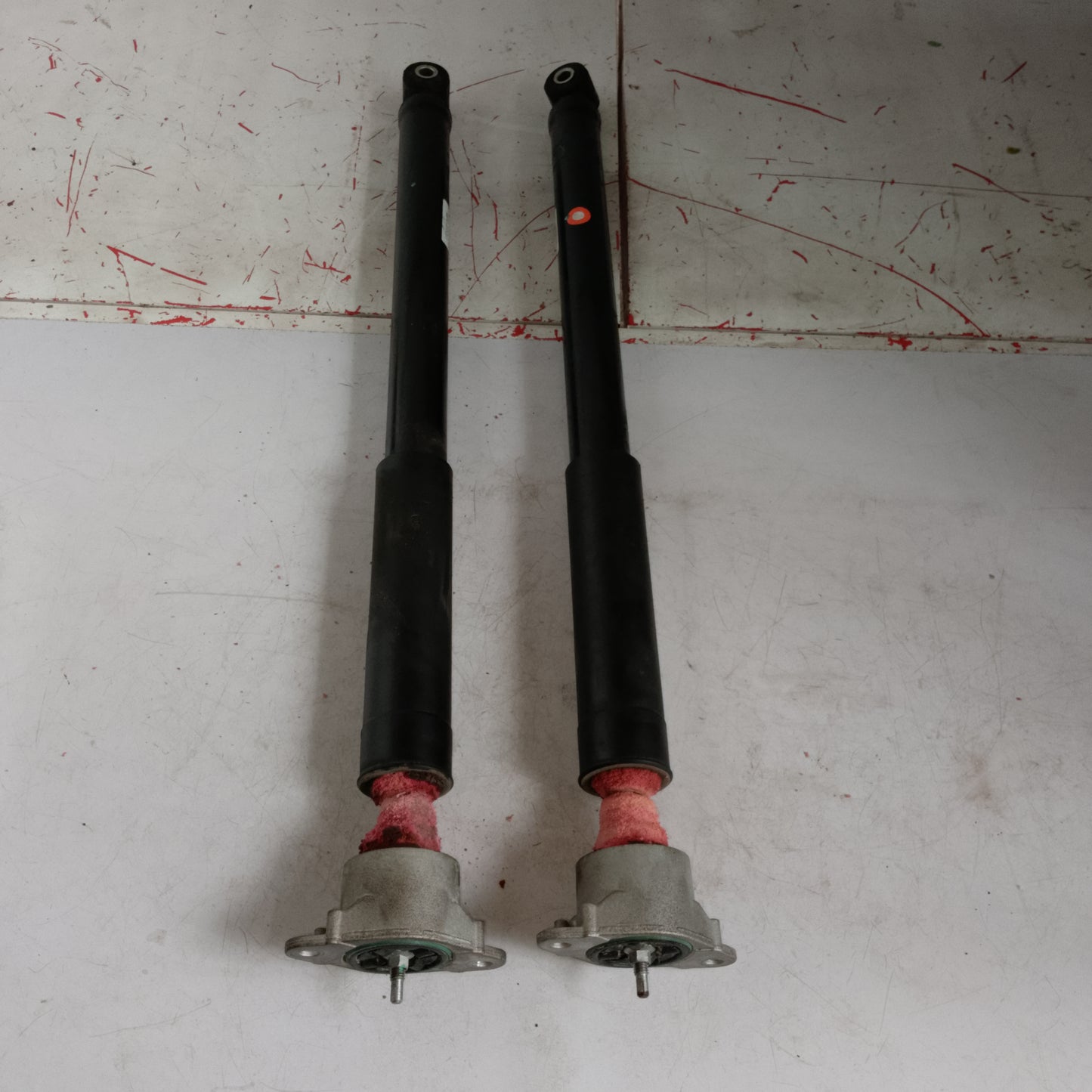 Shocks Absorber Left And Right | Ford Ecosport