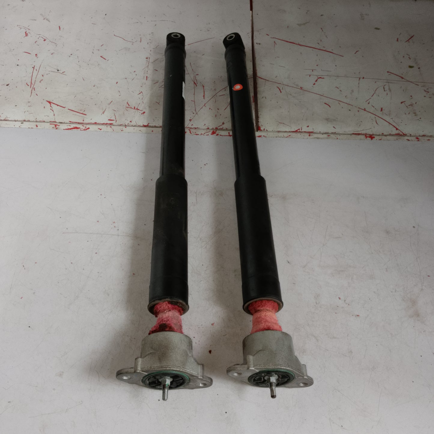 Shocks Absorber Left And Right | Ford Ecosport