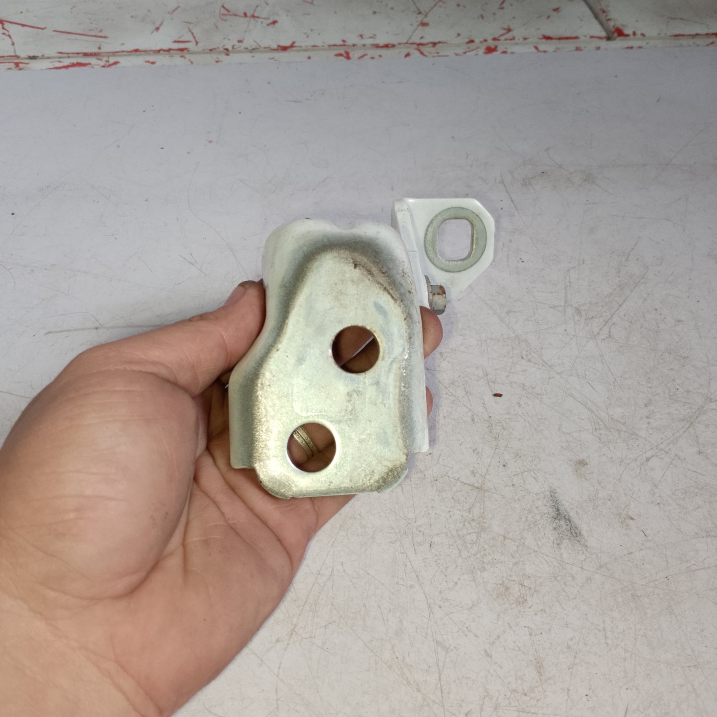 Door Hinges | Rear Driver Side | Ford Ecosport