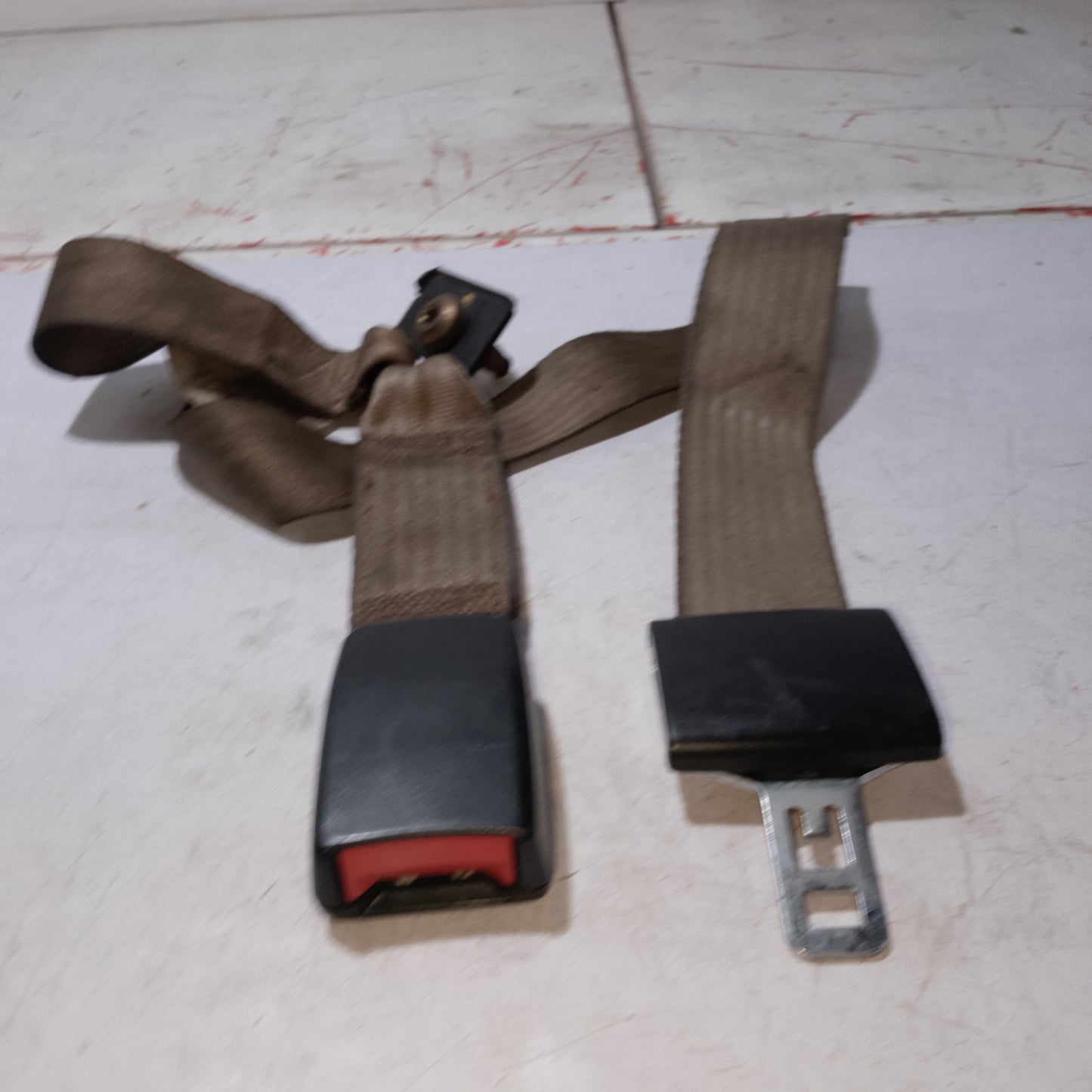 Seat Belt | Rear Passenger Side | Ford Escape 2.0
