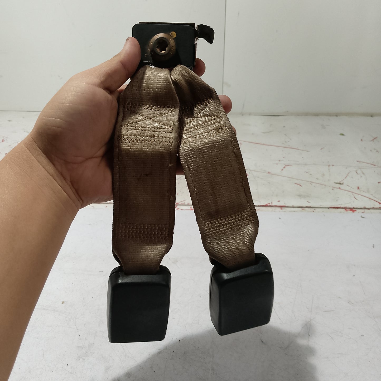 Seat Belt Catcher | Ford Escape 2.0