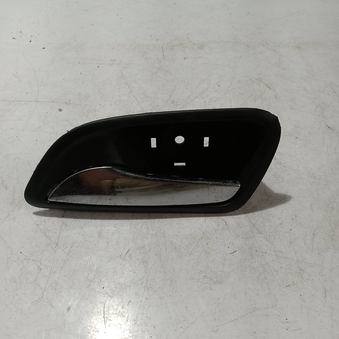 Inner Door Handle | Front Driver Side | Chevrolet Cruze