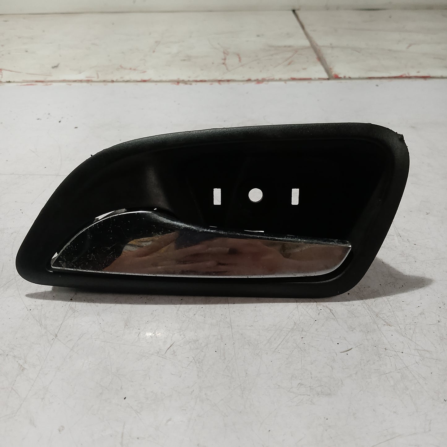 Inner Door Handle | Front Driver Side | Chevrolet Cruze