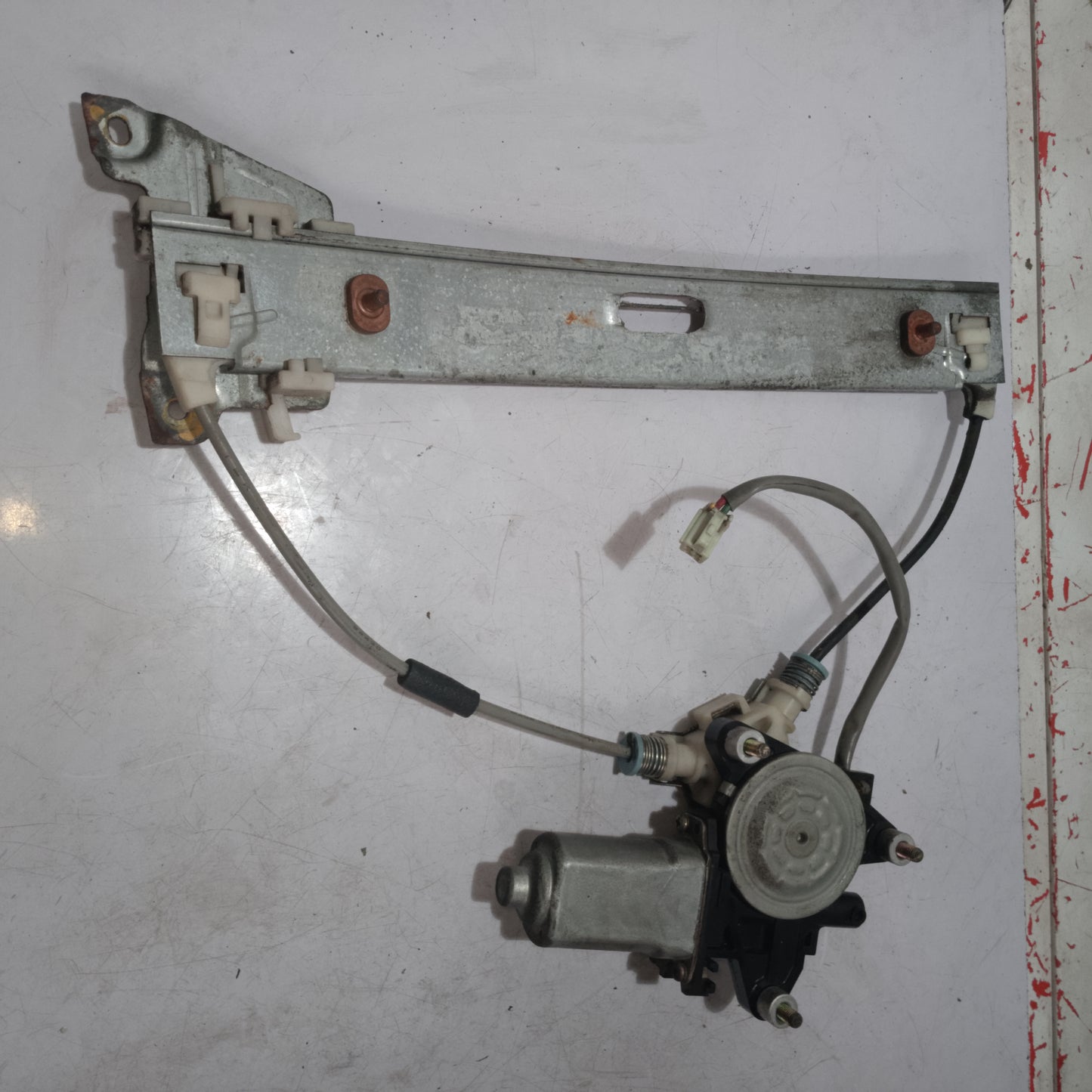 Power Window Mechanism | Rear Passenger Side | Ford Escape 2.0