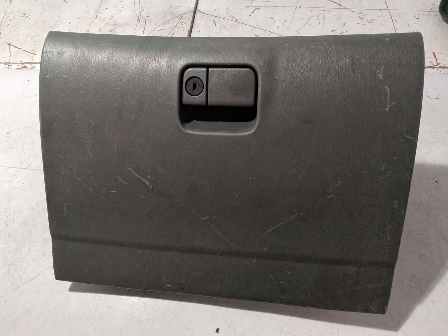 Glove Box | Ford Lynx