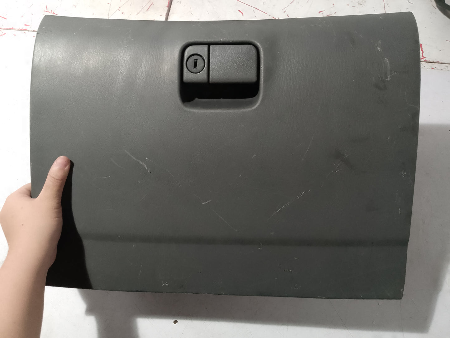 Glove Box | Ford Lynx