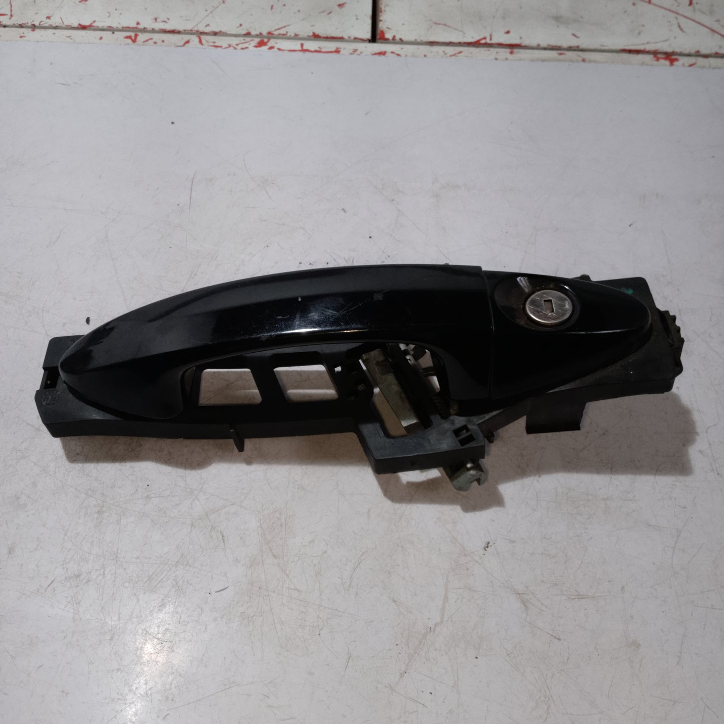 Outer Door Handle | Front Driver Side | Ford Fiesta 1.5
