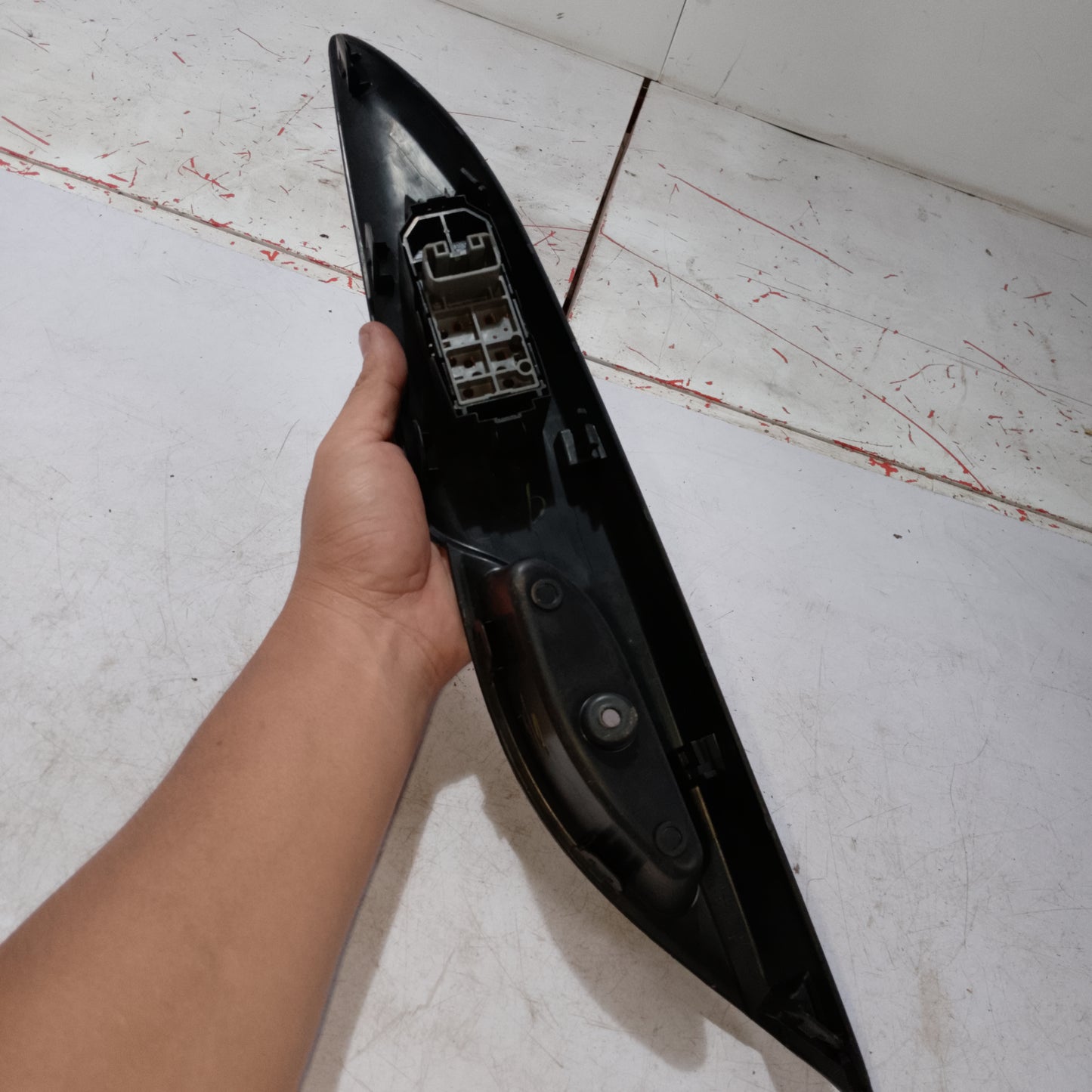 Window Switch | Passenger Side | Toyota Avanza