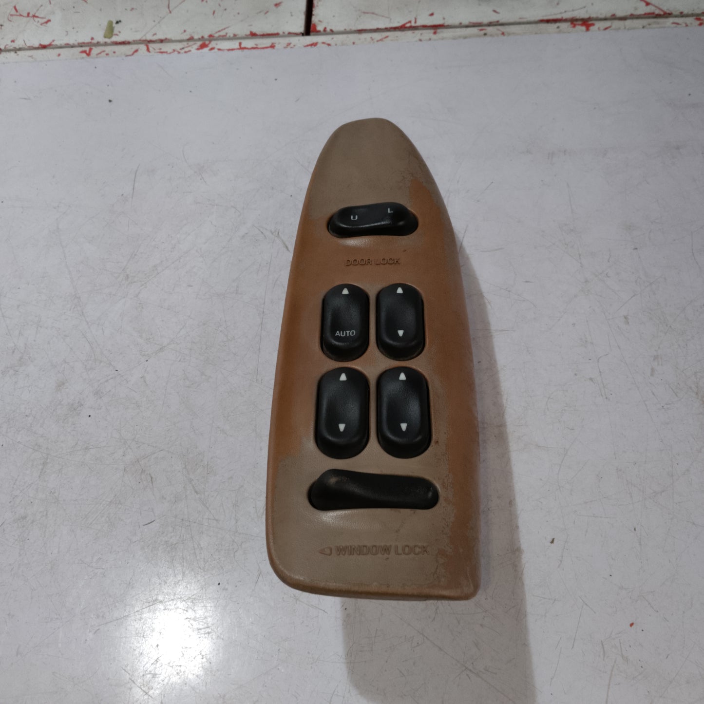Main Switch | Expedition Gen 1