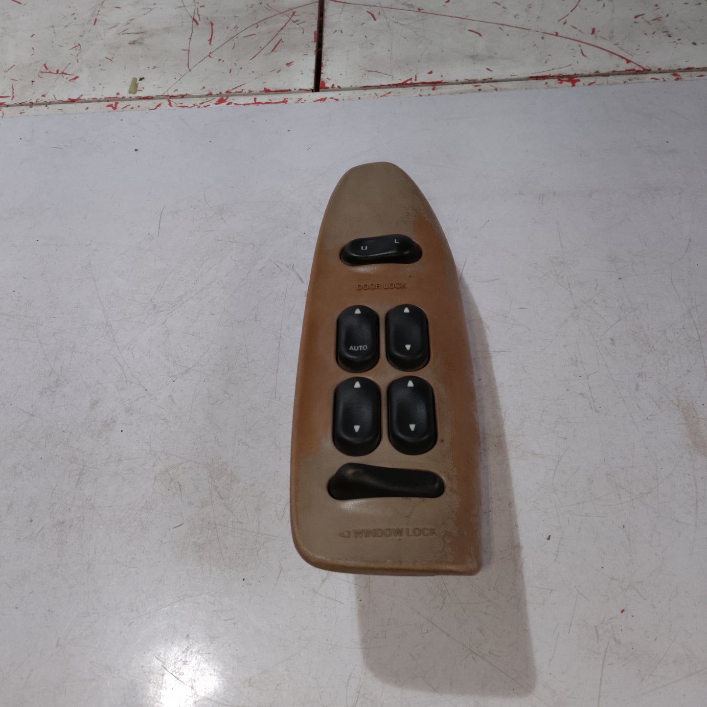 Main Switch | Expedition Gen 1